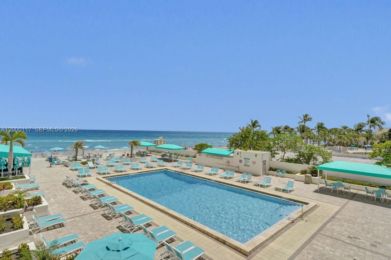 3725 Ocean Dr Unit 306, Hollywood, Florida 33019
