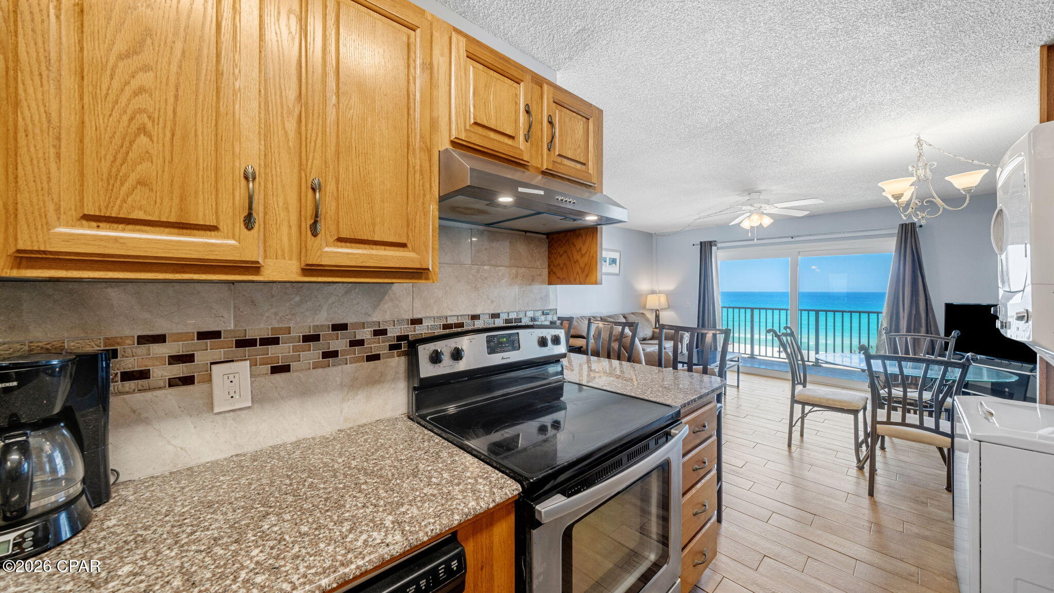 Image 20 For 8743 Thomas Drive 622