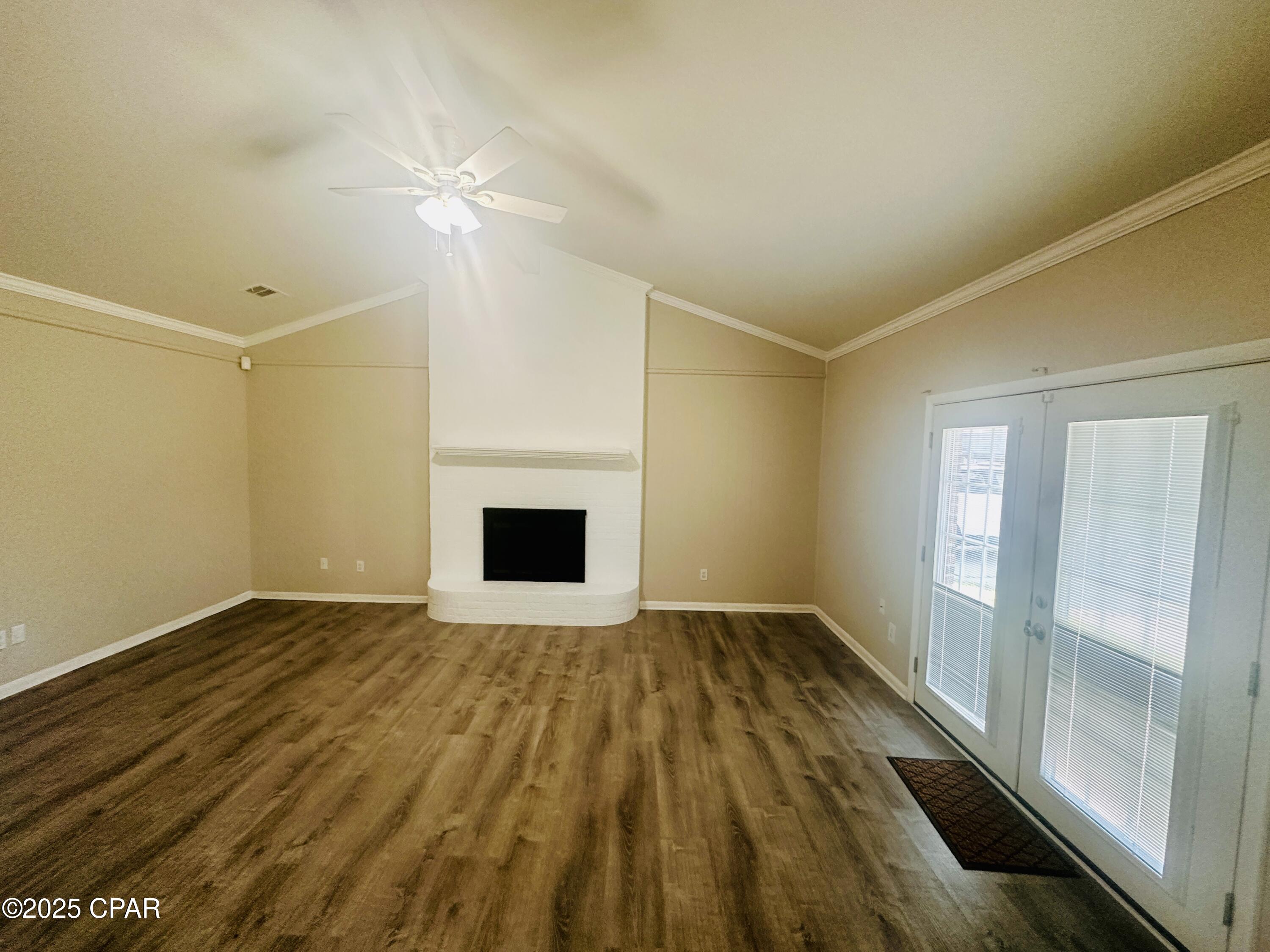 Image 6 For 618 Gabriel Street