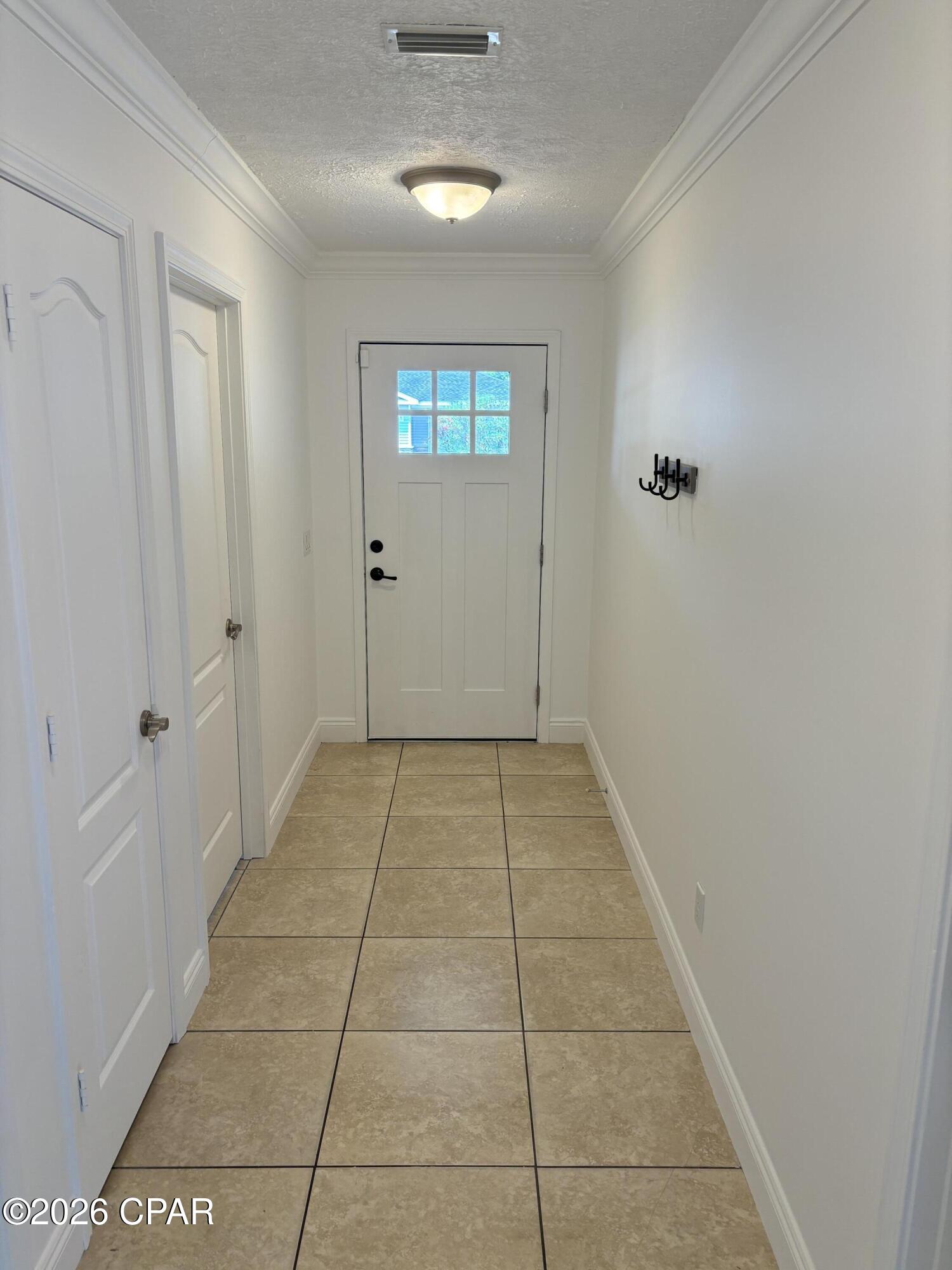 Image 2 For 606 Diamonte Circle