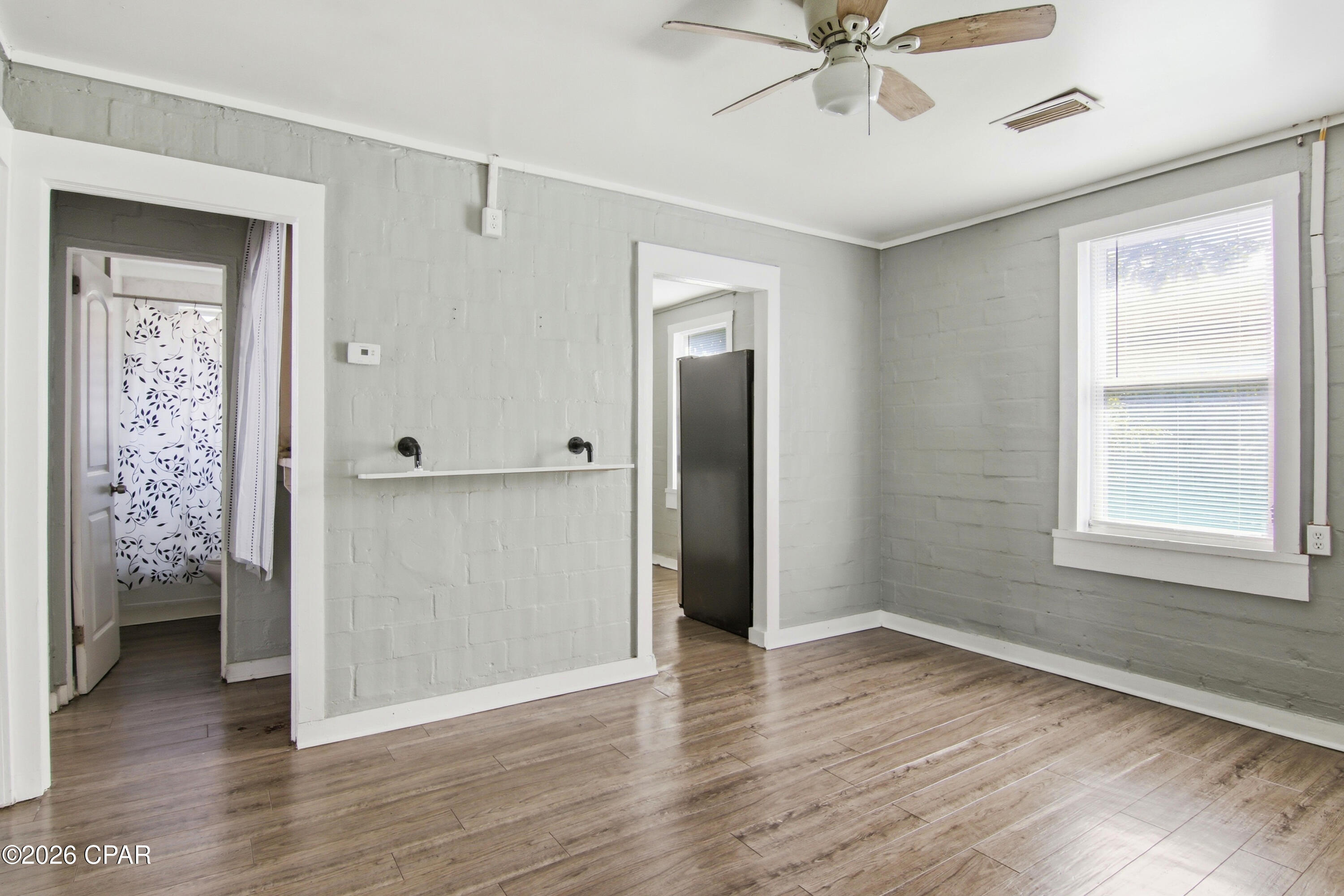 Image 8 For 1324 Lincoln Drive