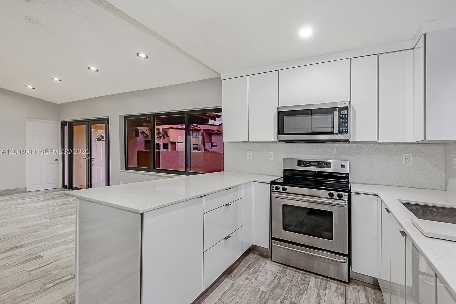 Property photo # 7
