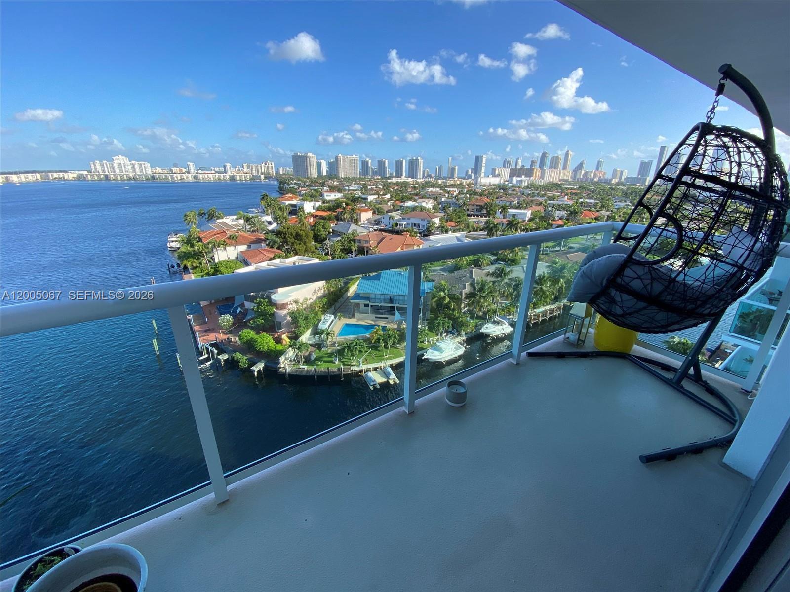 Stratford House Condo