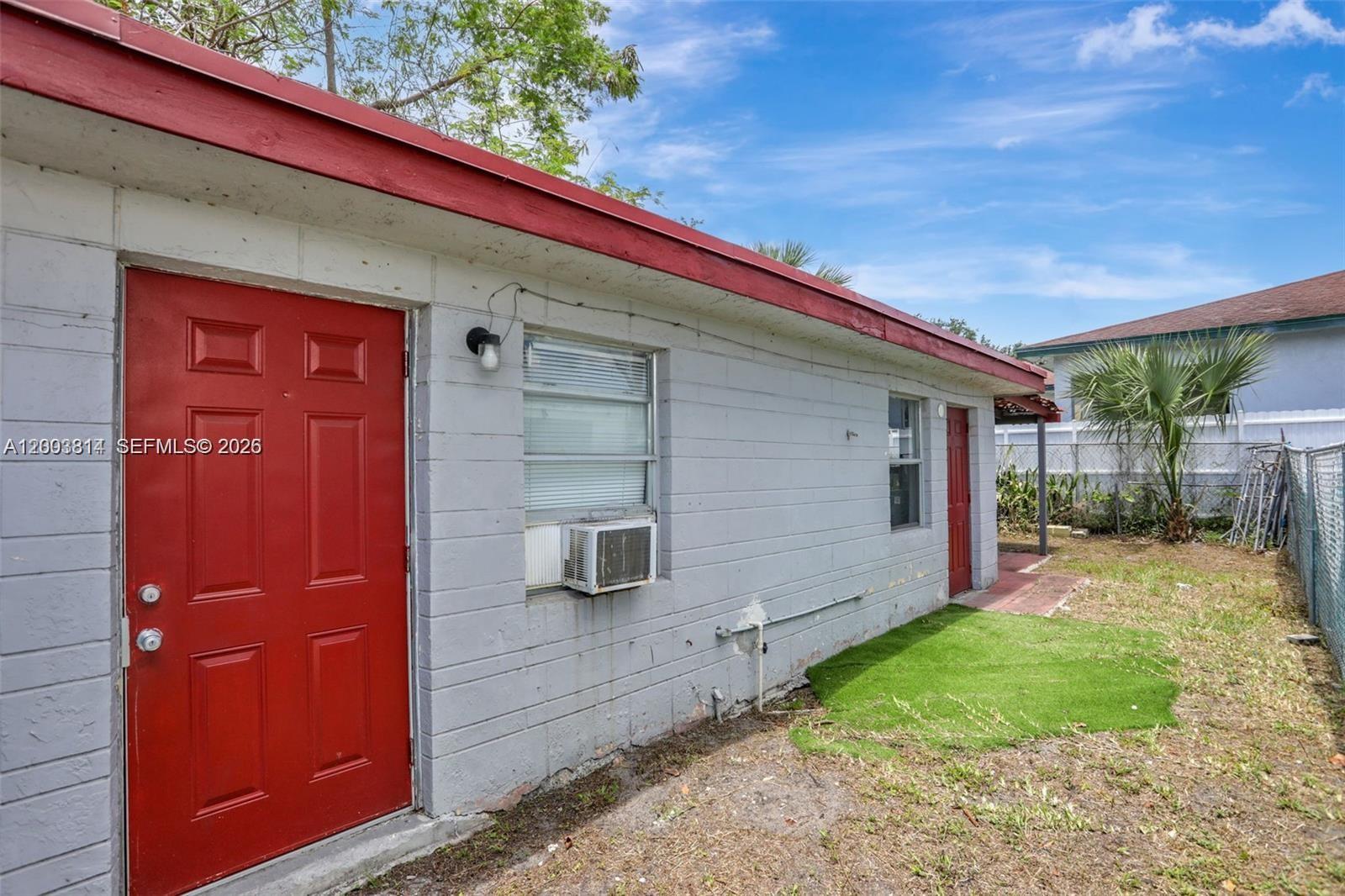 Middle River Gardens