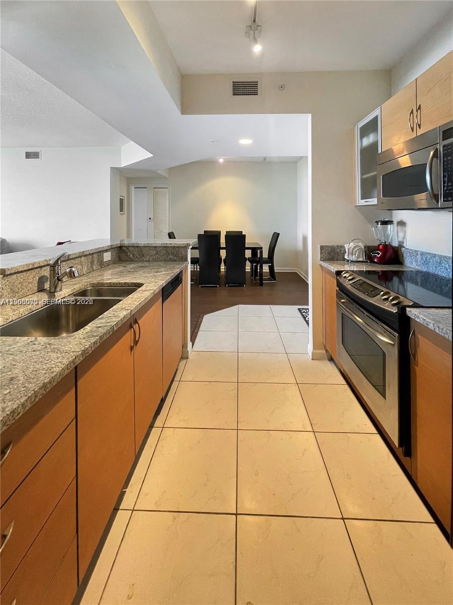 Venture At Aventura East