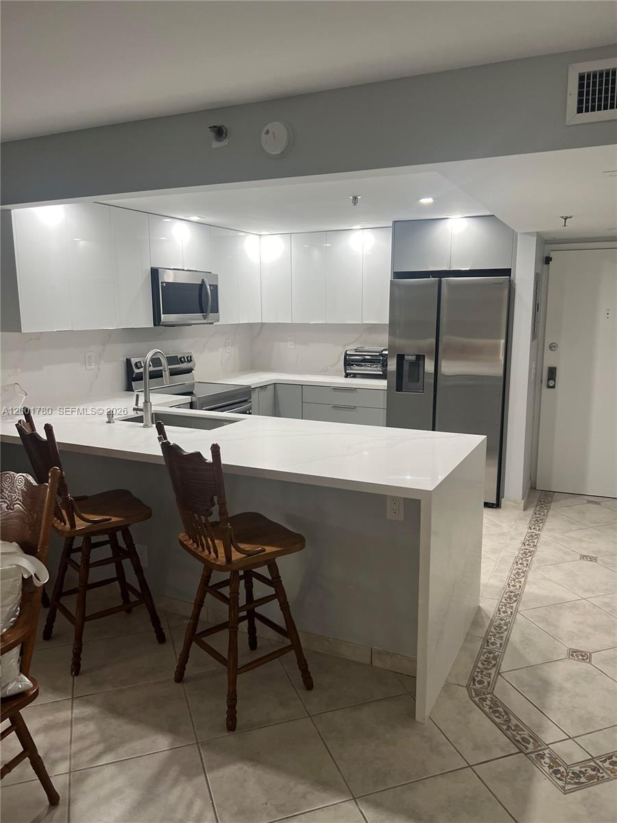 Property photo # 4