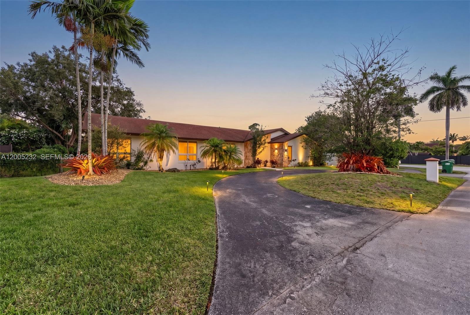 Woods Of Pine Estates