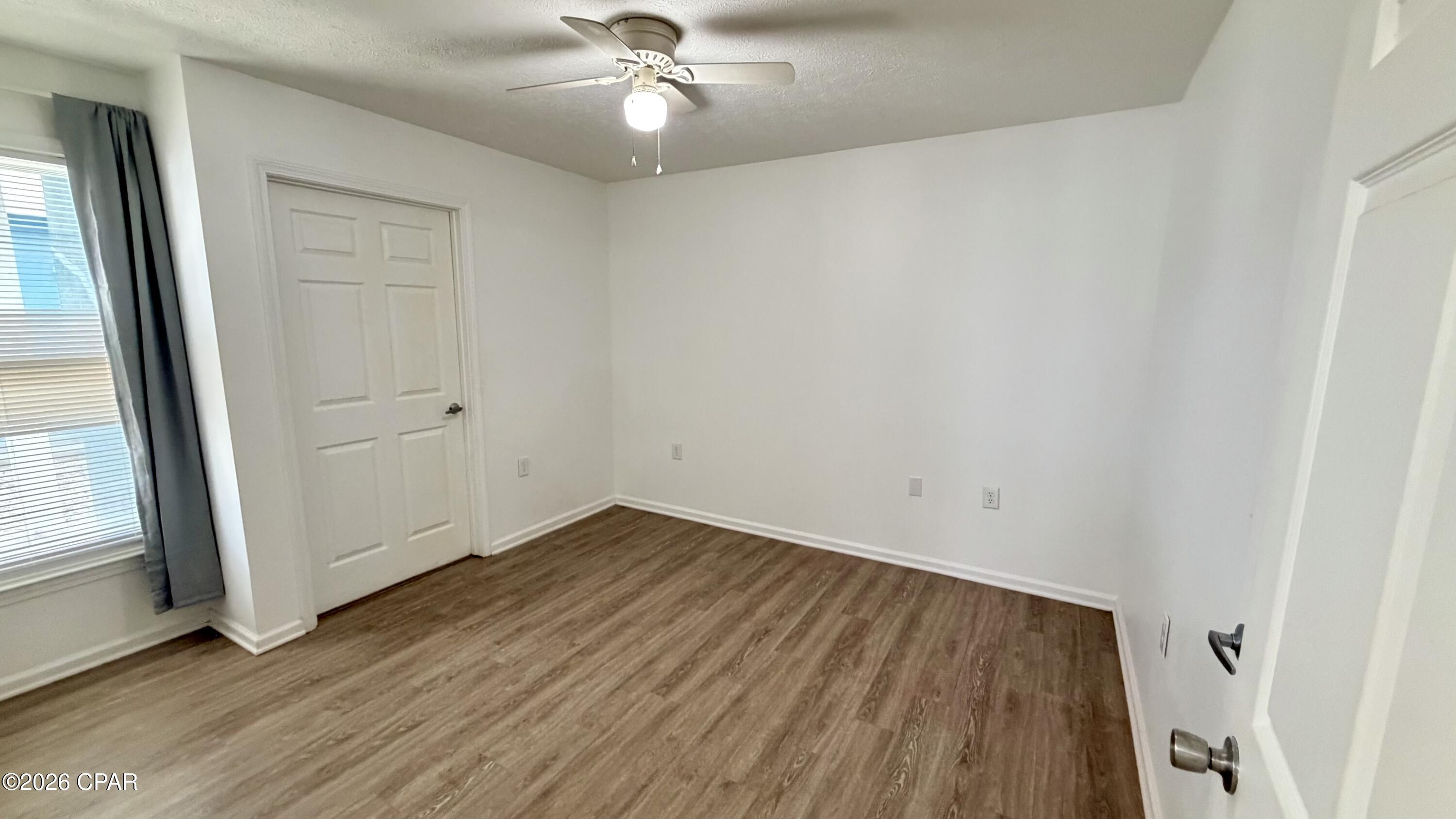 Image 8 For 9117 Laird Street 9125