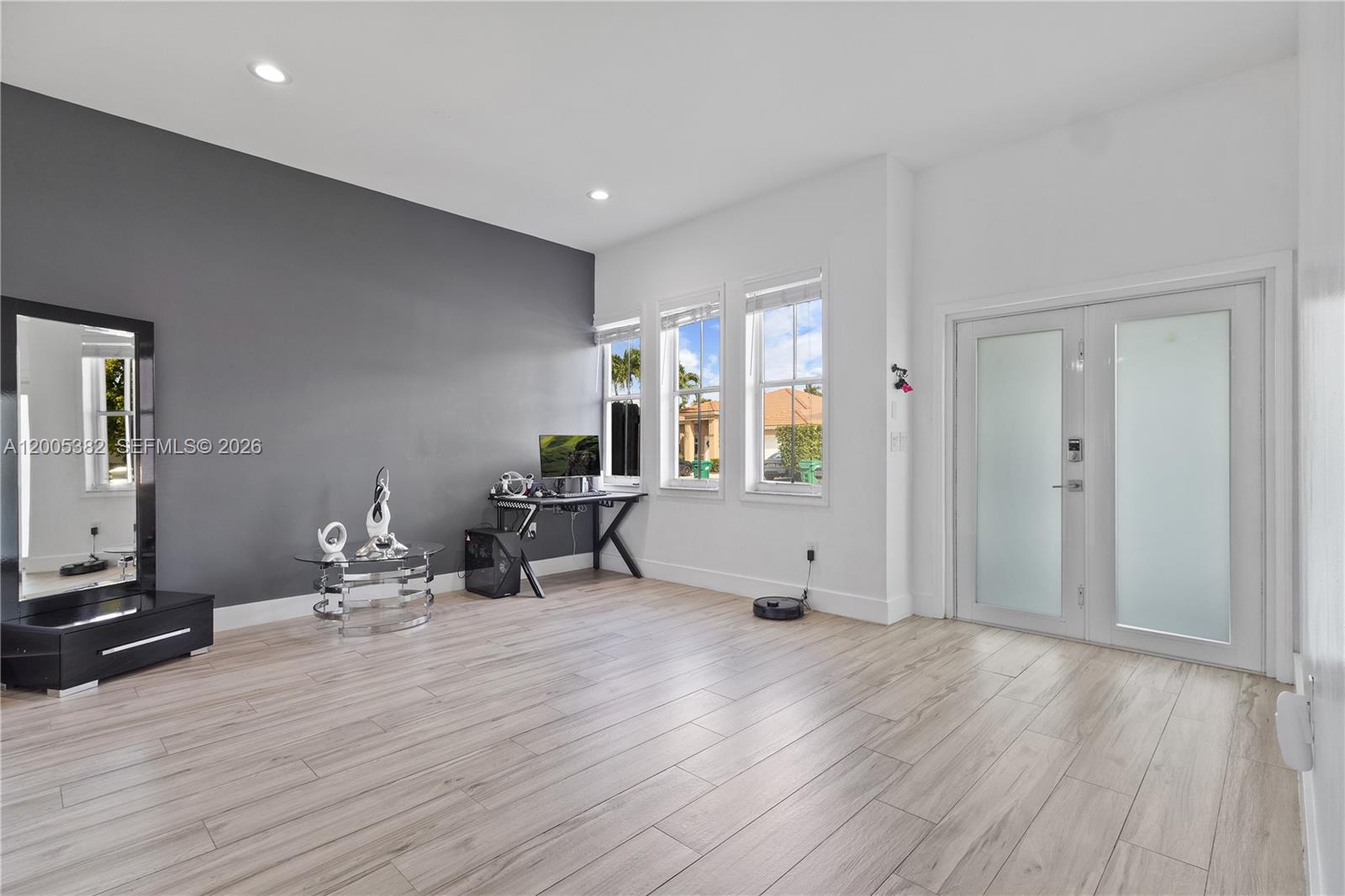 Property photo # 2
