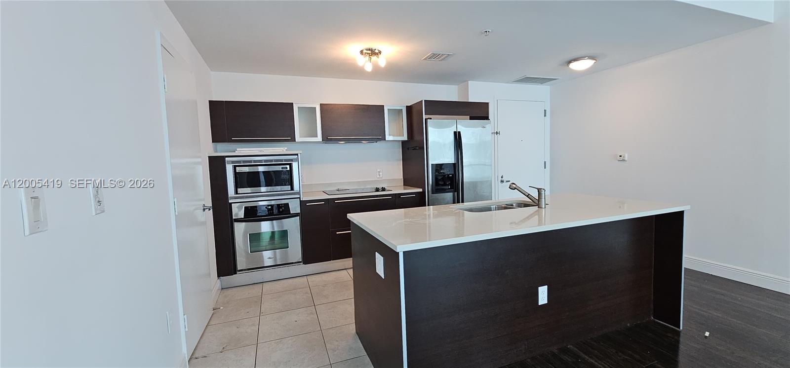 Quantum On The Bay Condo