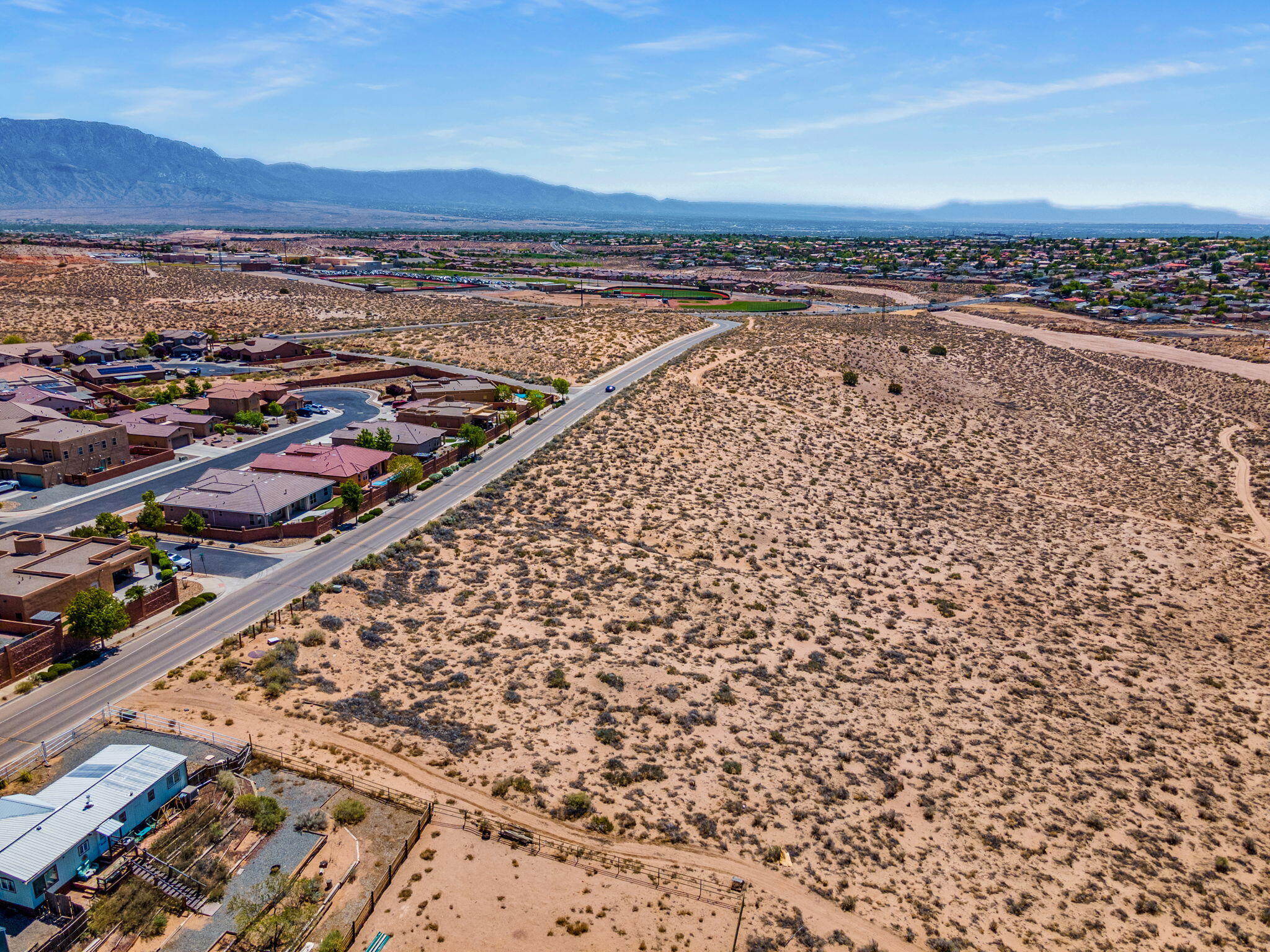 Photo 20 — 550B Fruta Road NE