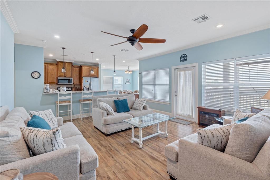 132 Pelican Beach Dr Drive — photo 4