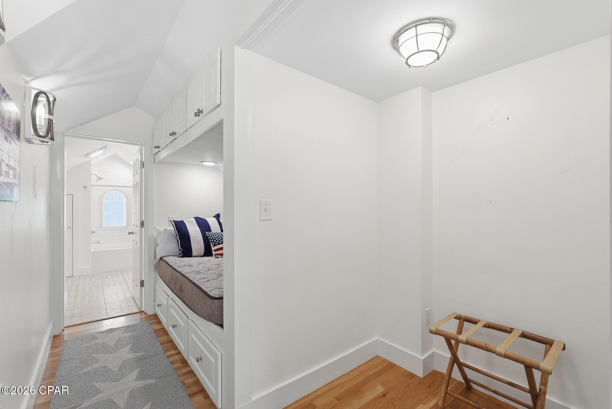 Image 33 For 181 Smolian Circle