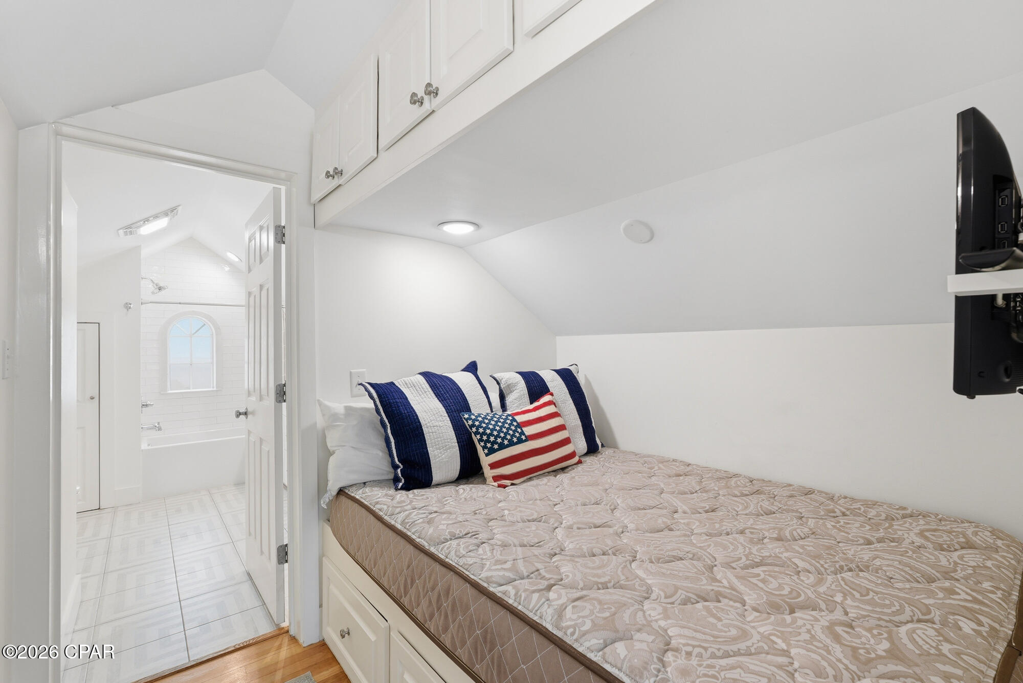 Image 34 For 181 Smolian Circle