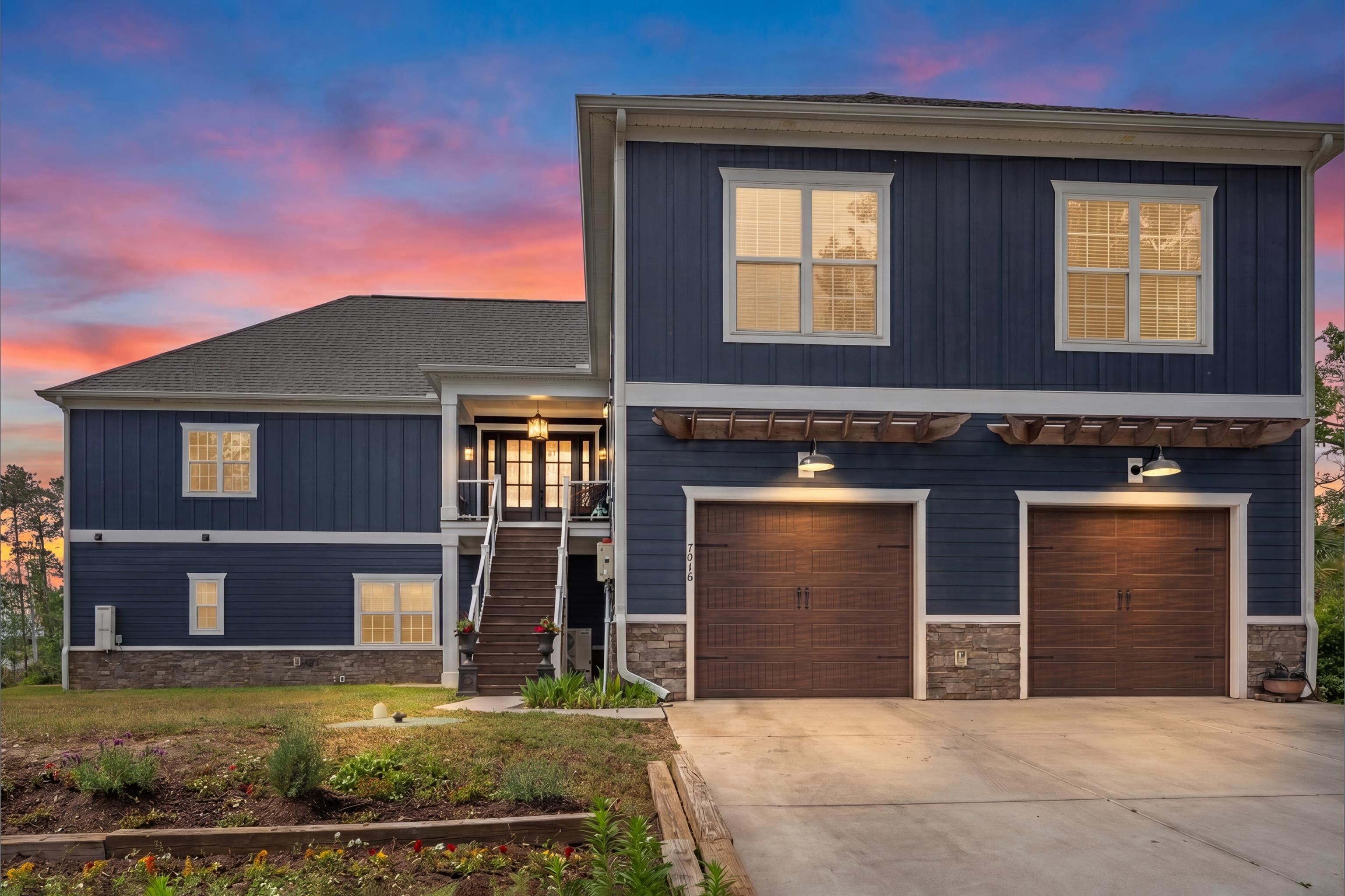 2618 Riverside Dr. 