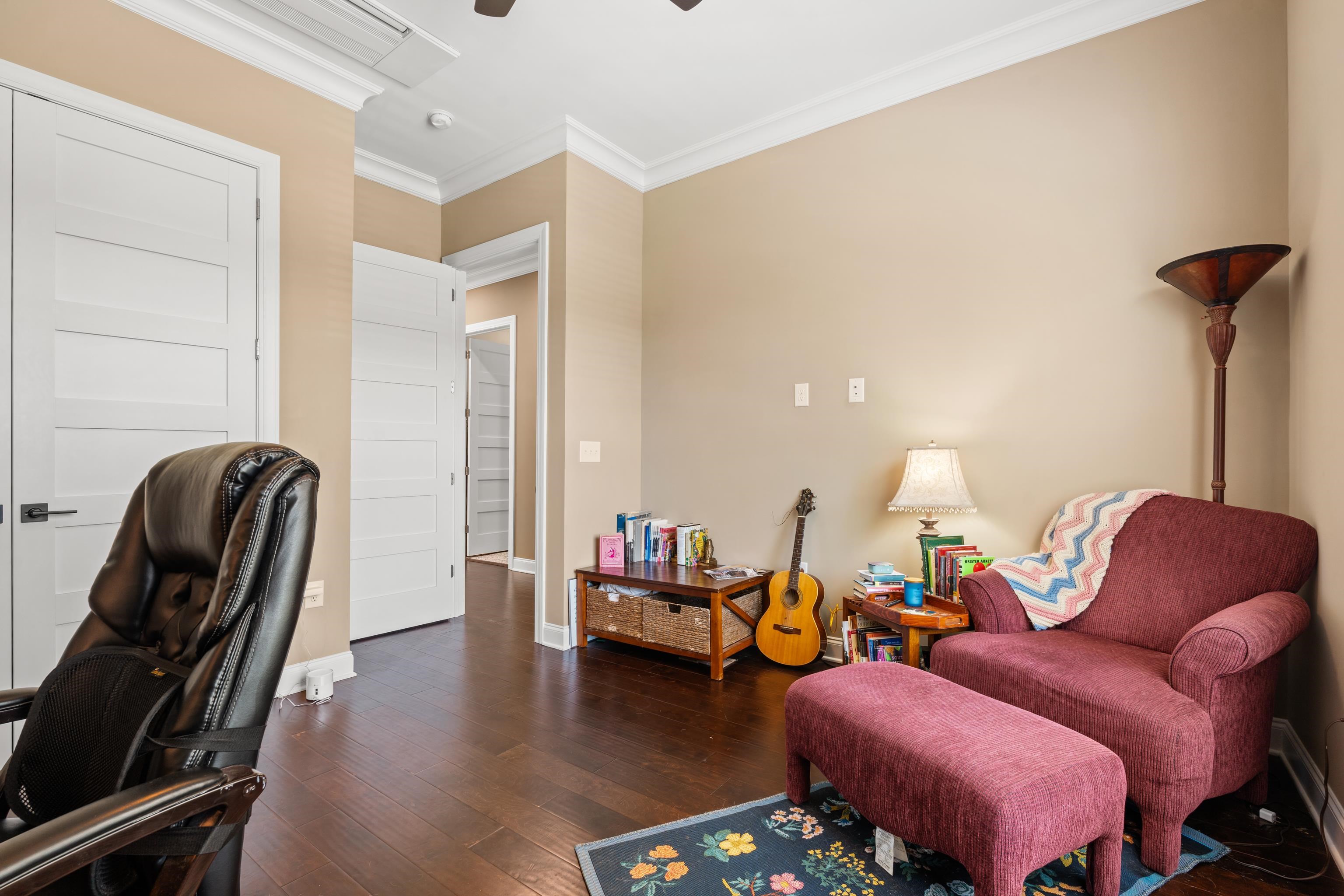 2618 Riverside Dr. 