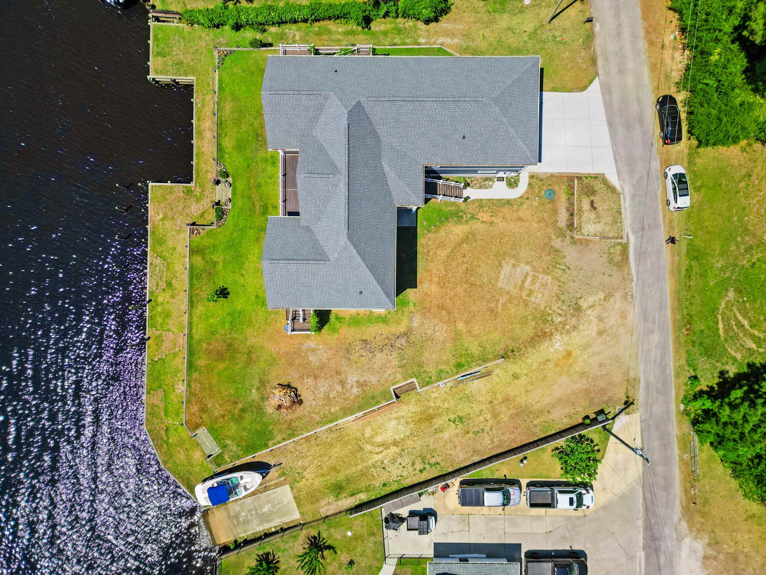 2618 Riverside Dr. 