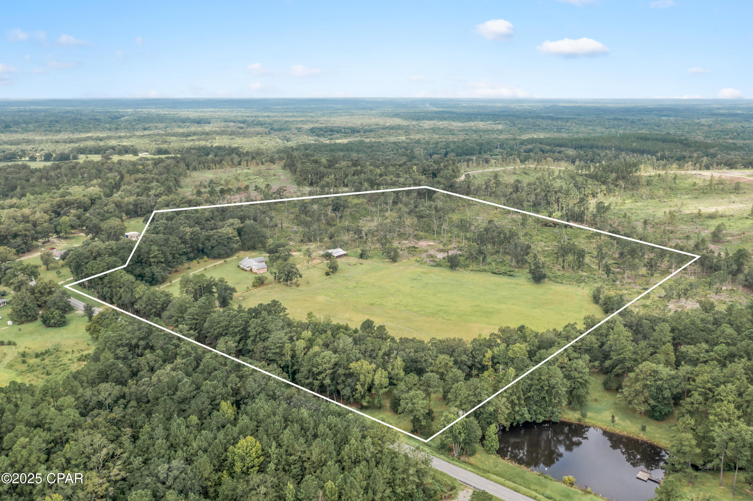 Listing photo id 11 for 2822 River Road