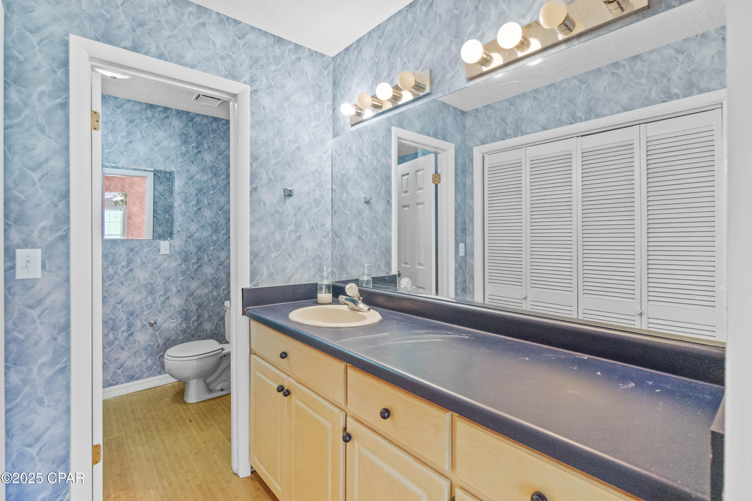 Listing photo id 38 for 2822 River Road