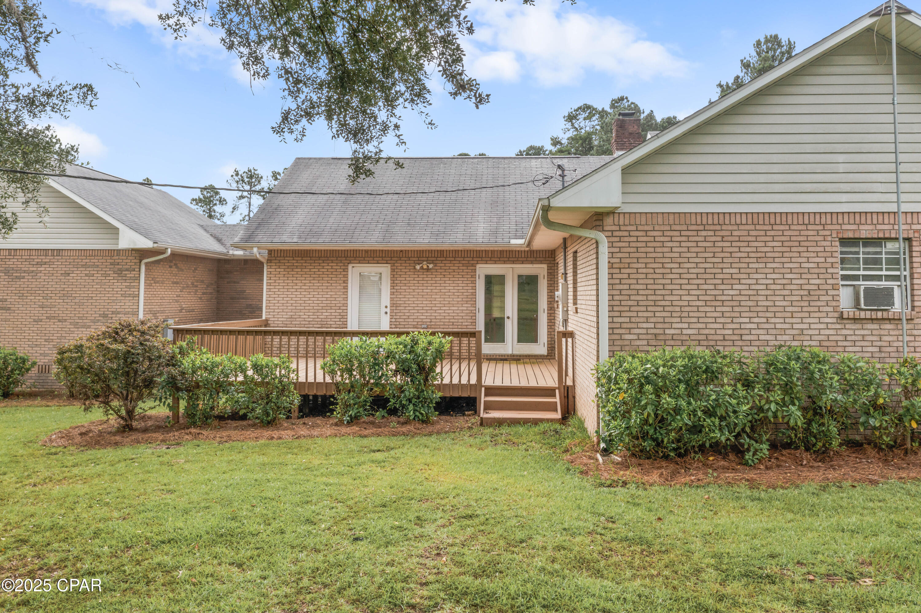 Listing photo id 7 for 2822 River Road