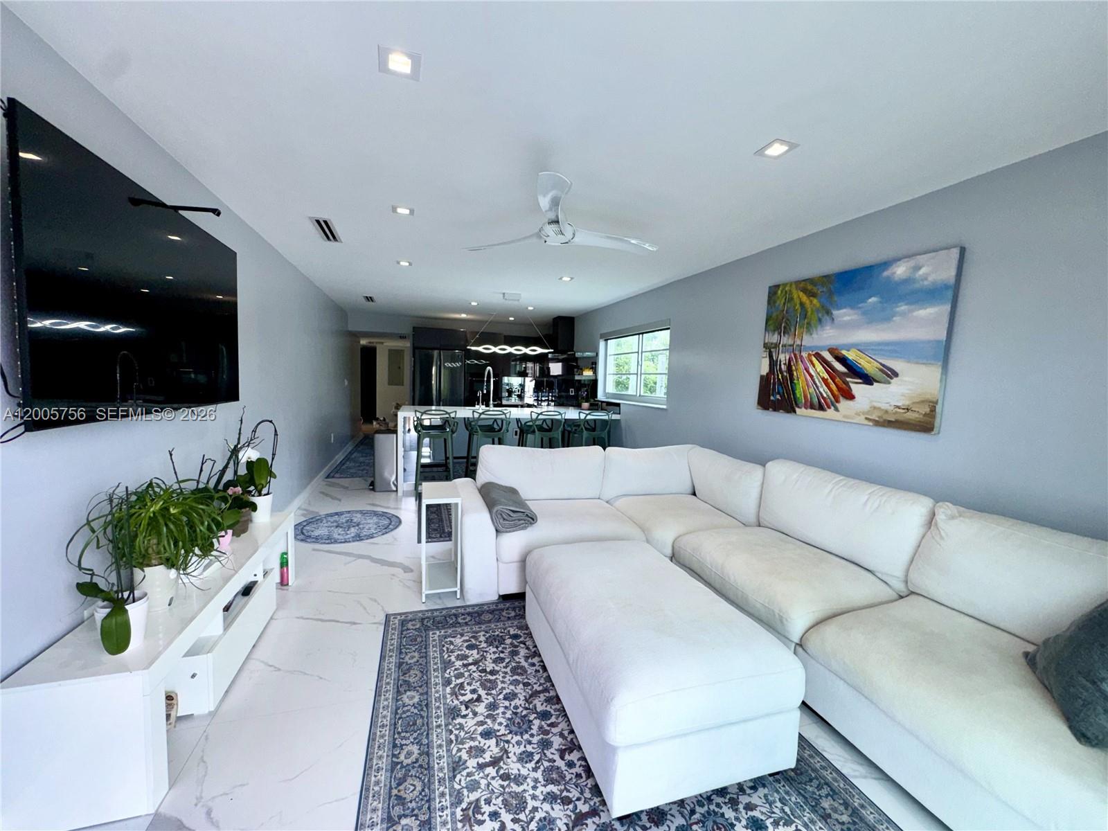 Paradise Plaza Condo