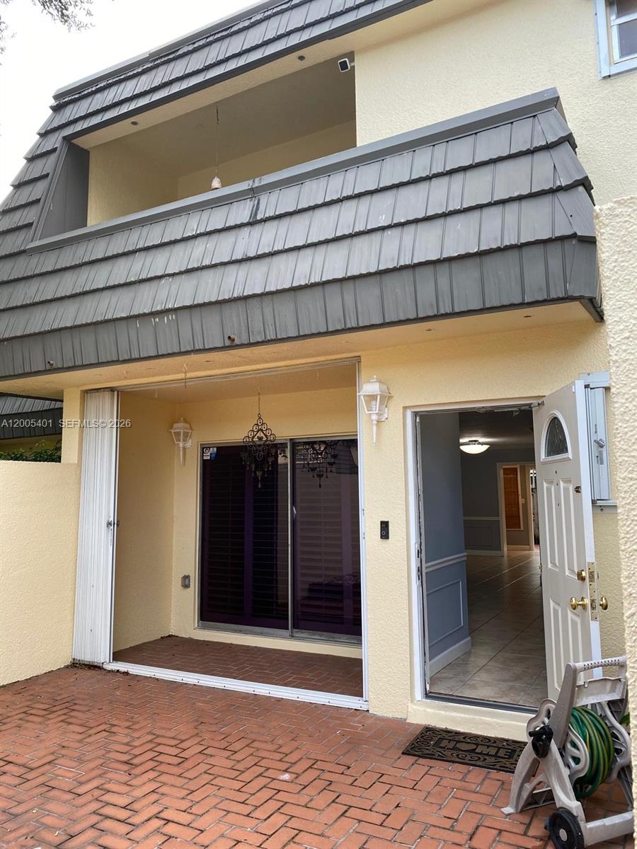 Kendale Lakes Townhouse C