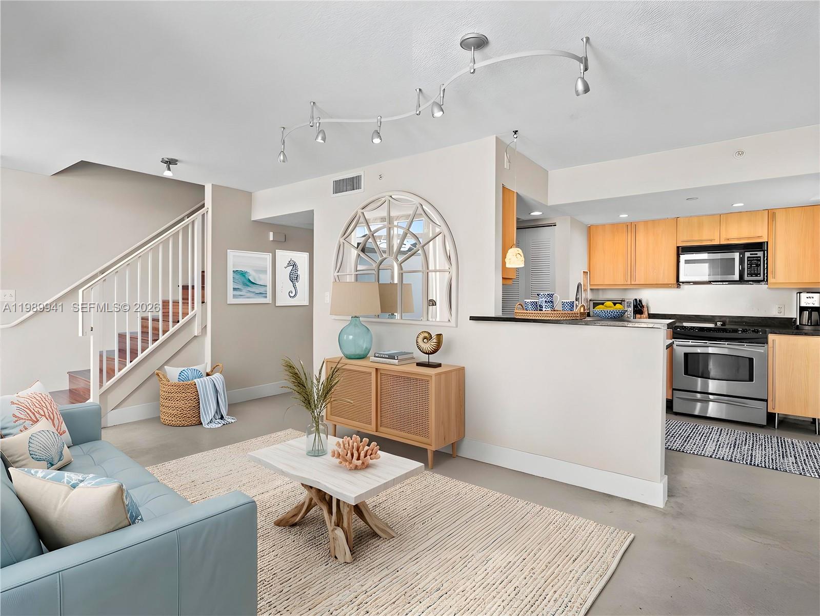 Property photo # 4