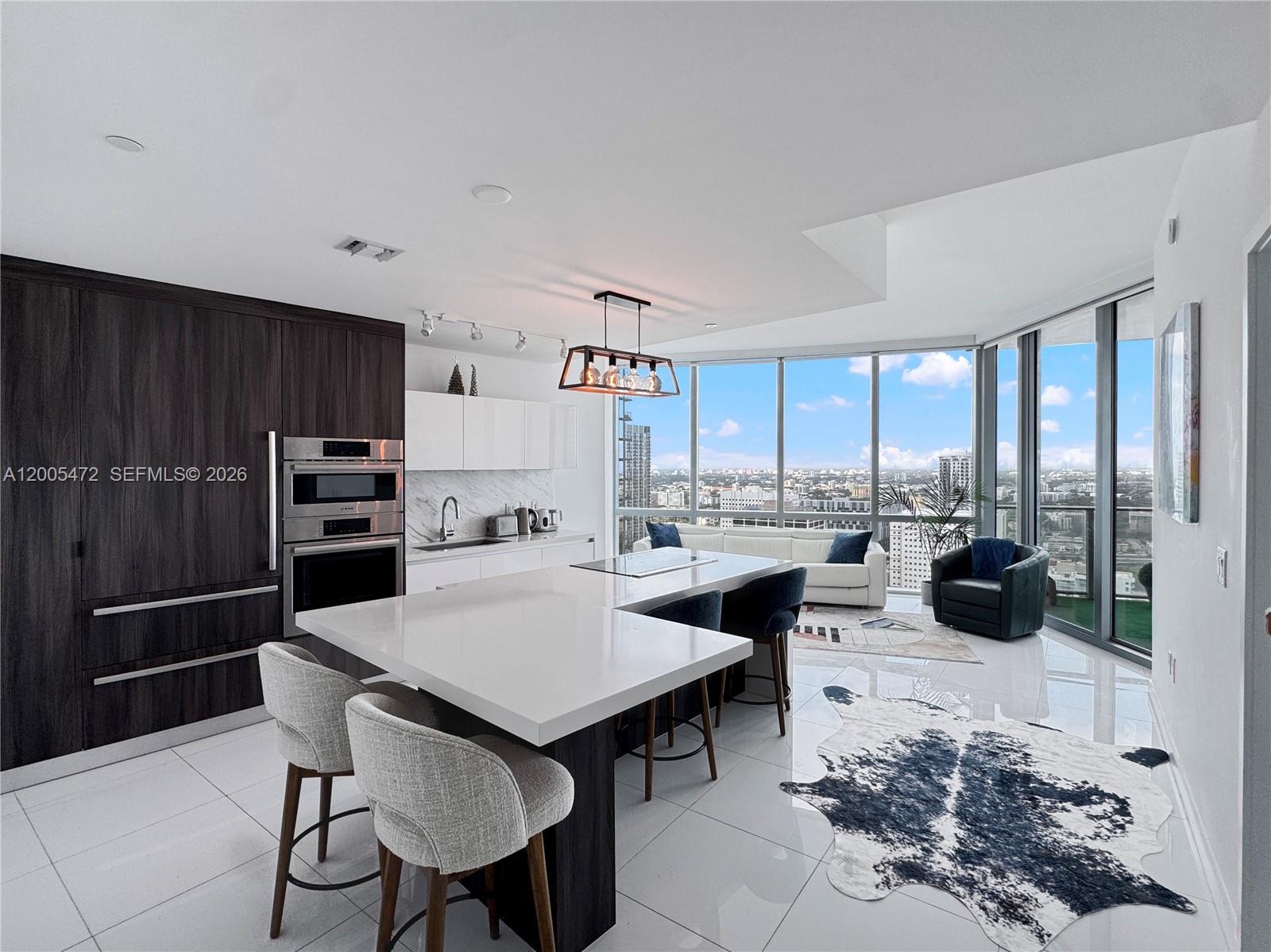 Paramount Miami Worldcent