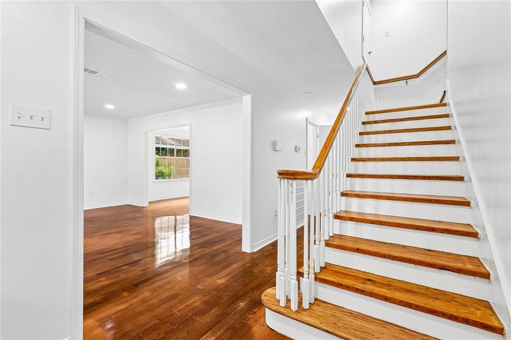 Photo 3 of Single family home for sale at 3715 Mimosa Ct, New Orleans, LA 70131 | MLS# 2553786 | Listing updated on 2026-09-17