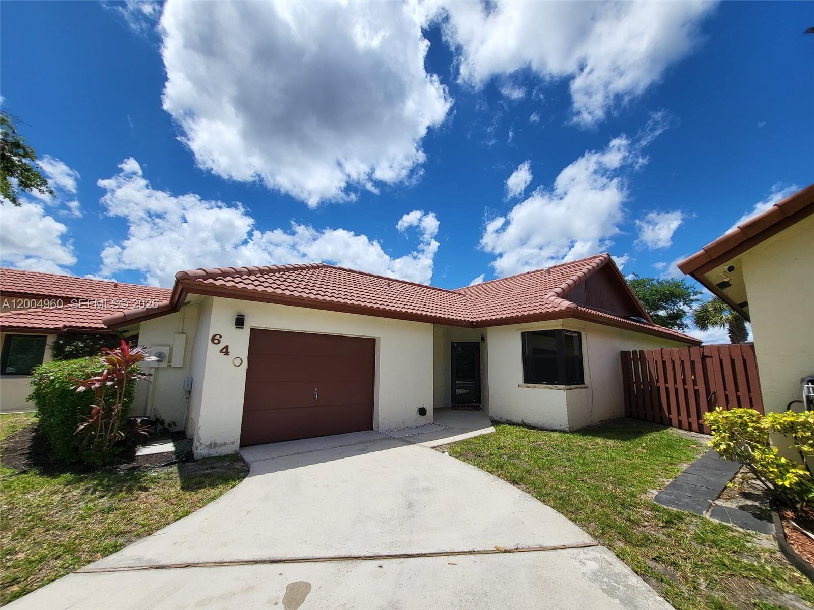 Pembroke Lakes South