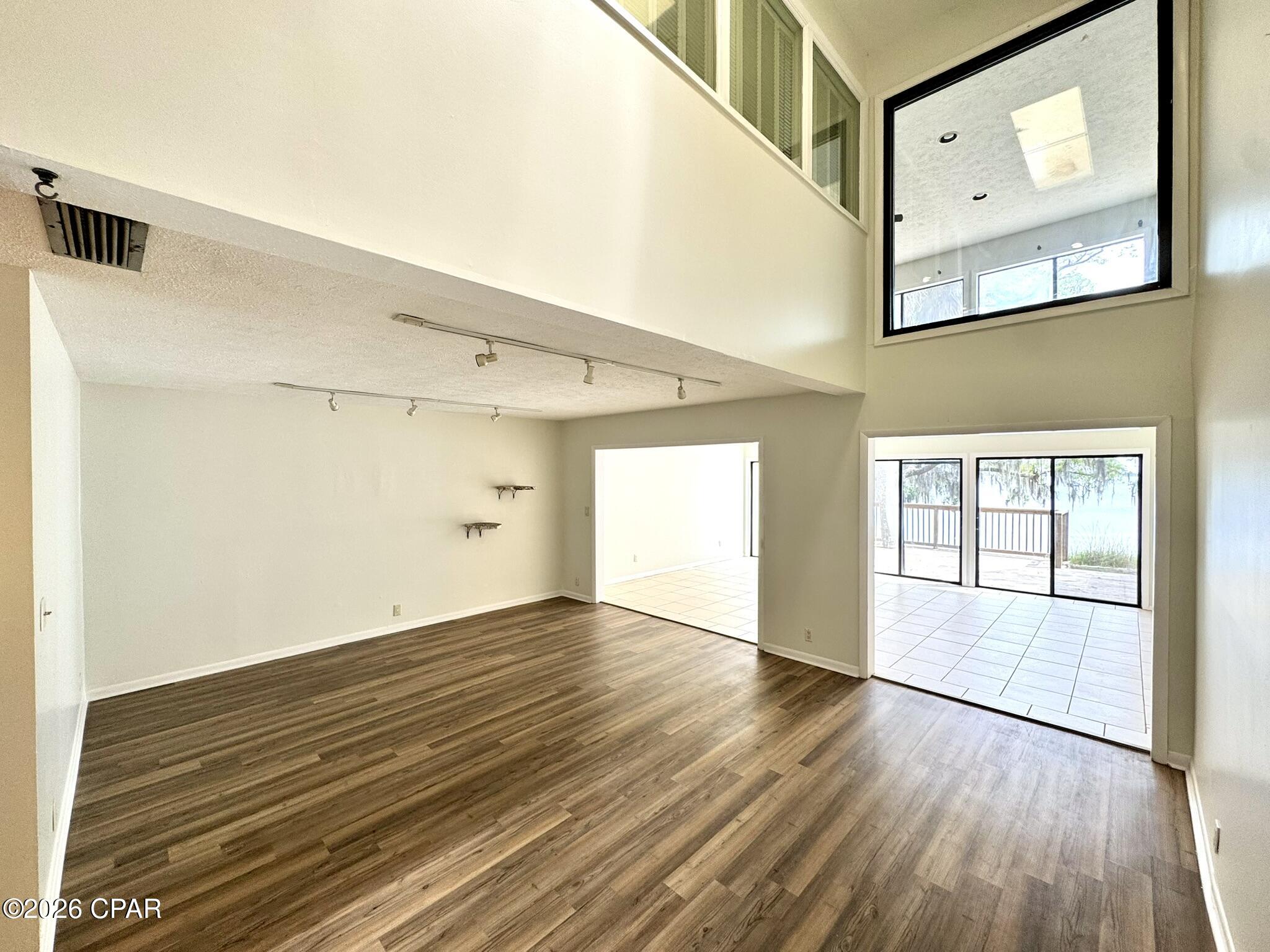 Image 3 For 300 Cherry Street 4