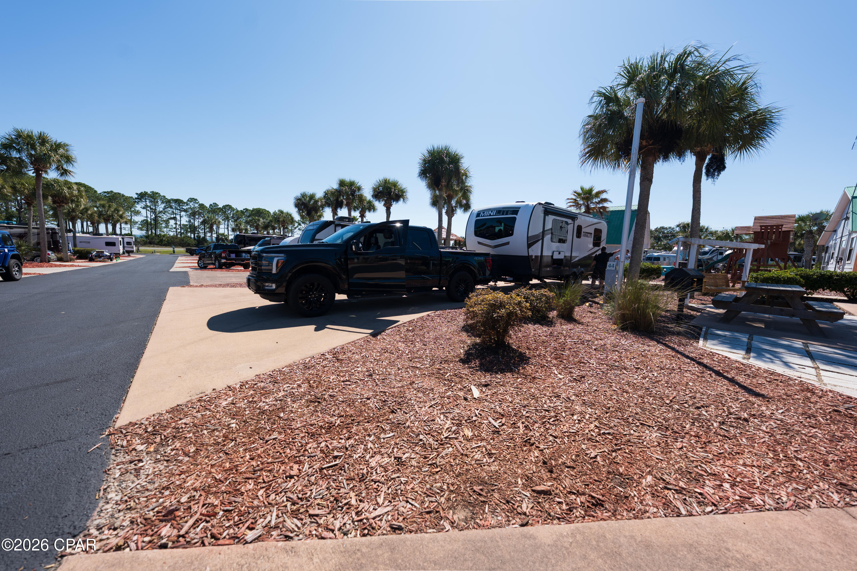 Image 2 For 1843 Highway 98  44