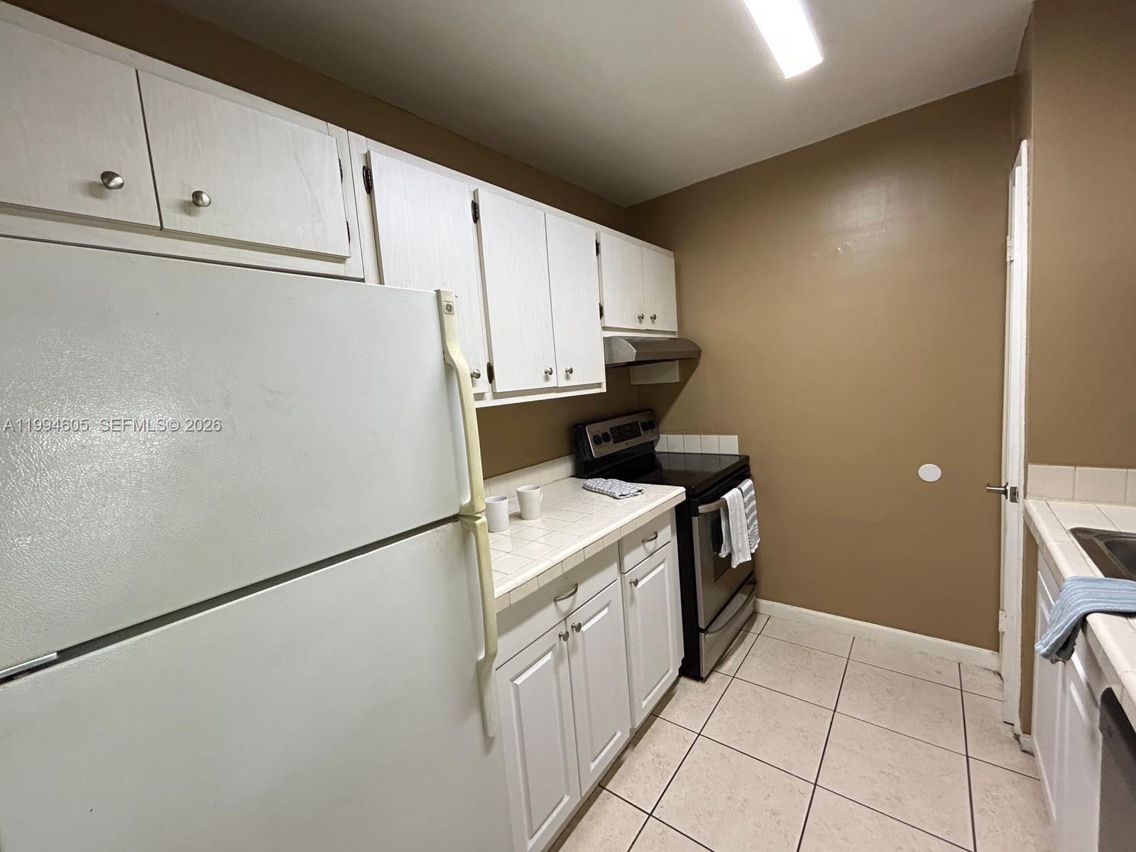 Property photo # 4