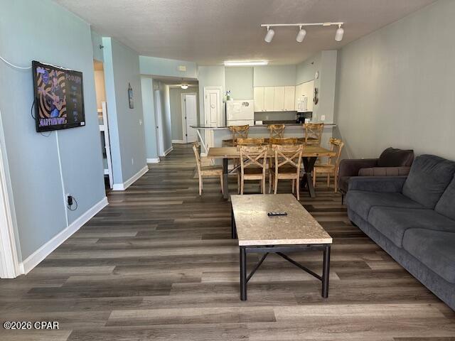 Image 21 For 9900 Thomas Drive 1428