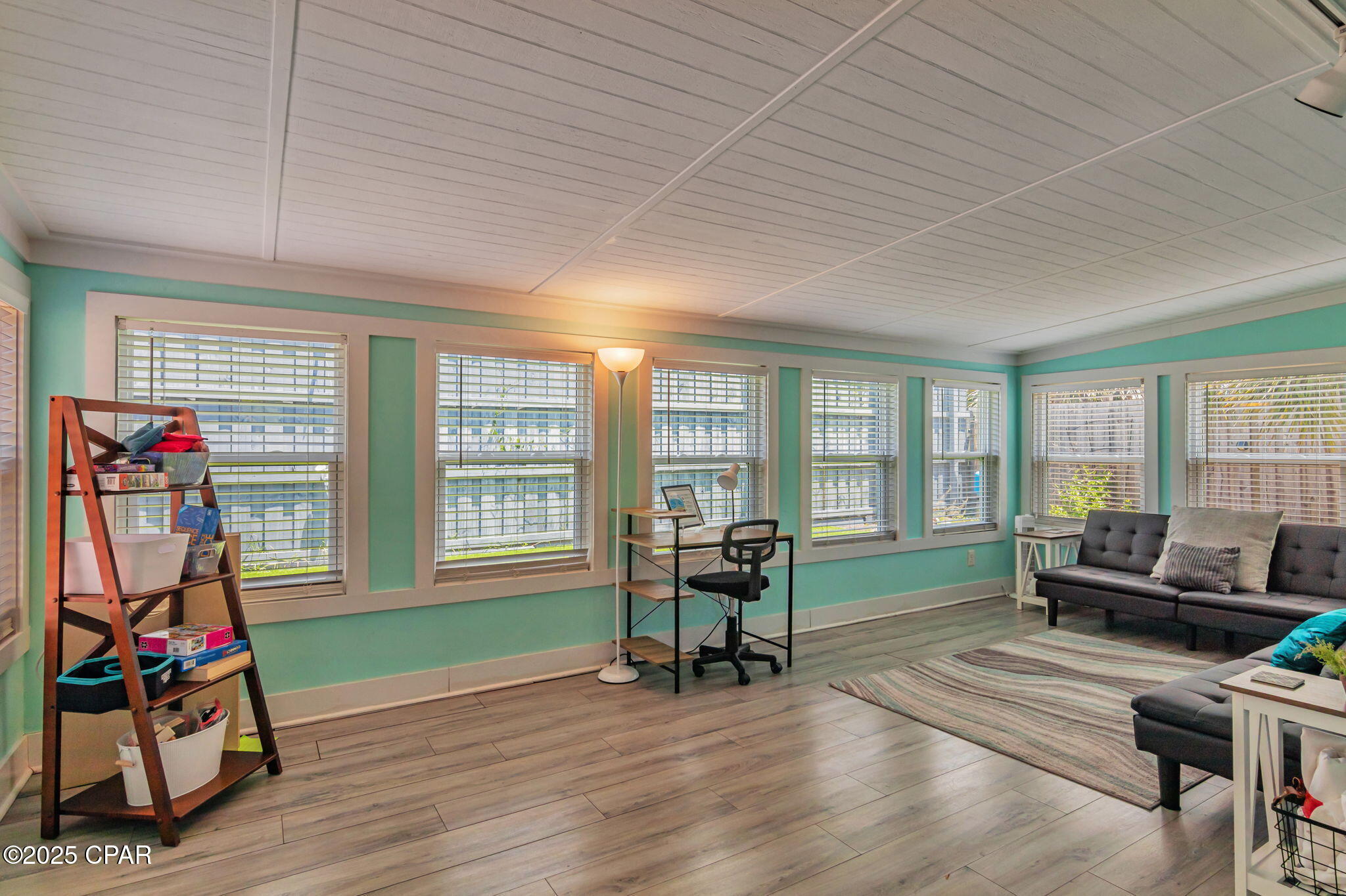 Image 22 For 118 Lakeside Circle