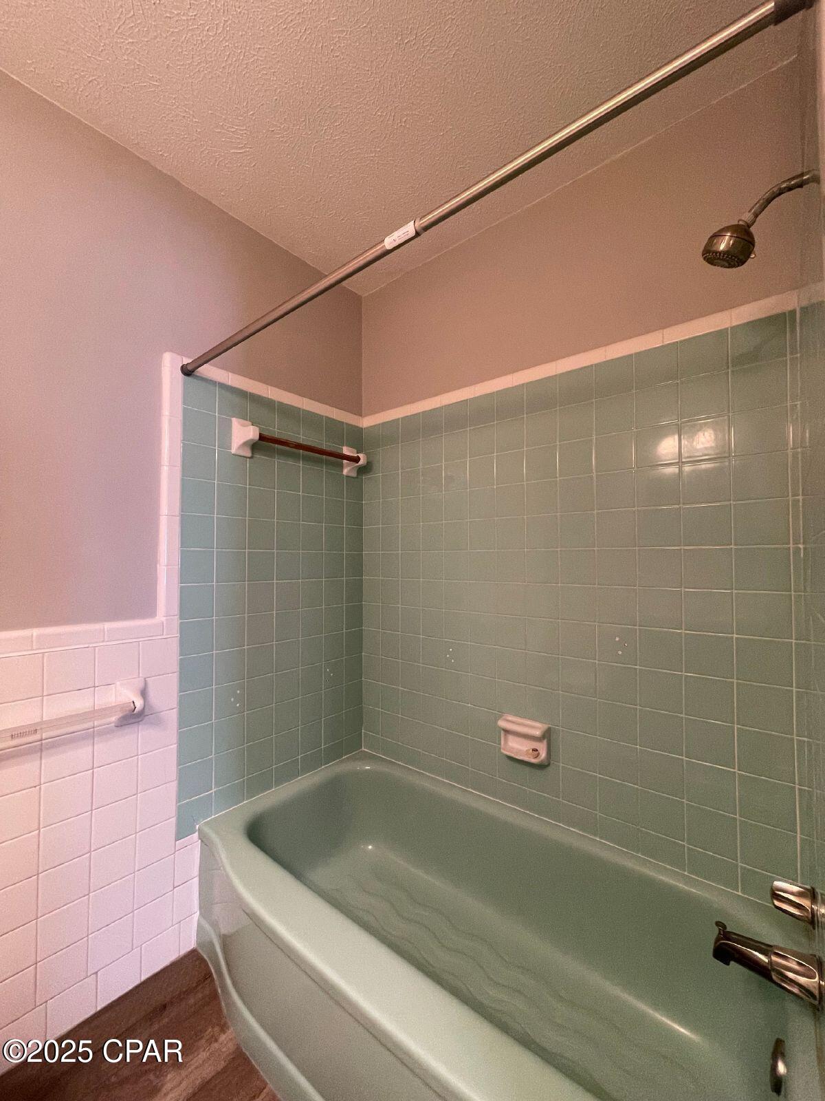 Image 13 For 1010 12th Court