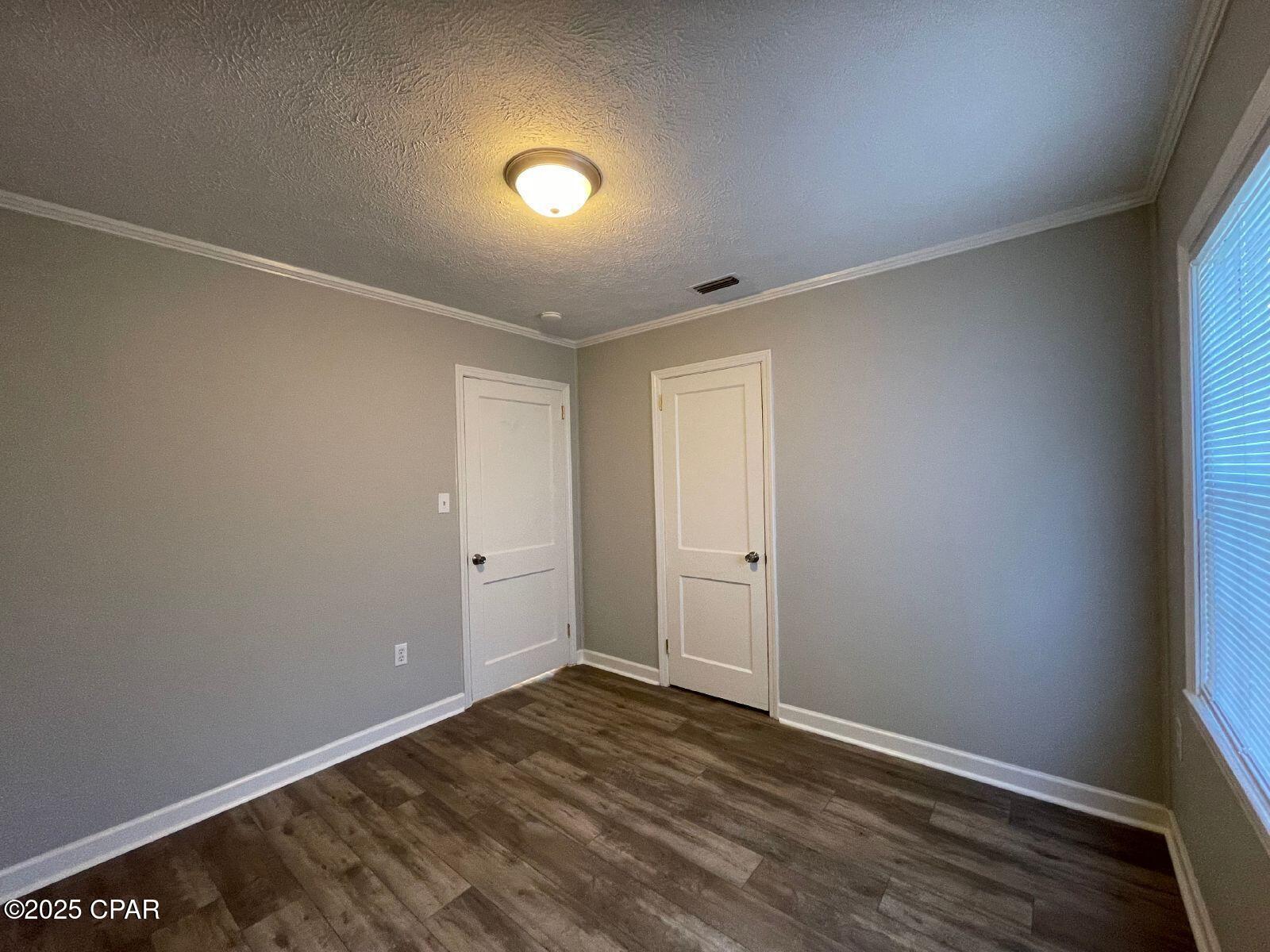 Image 9 For 1010 12th Court