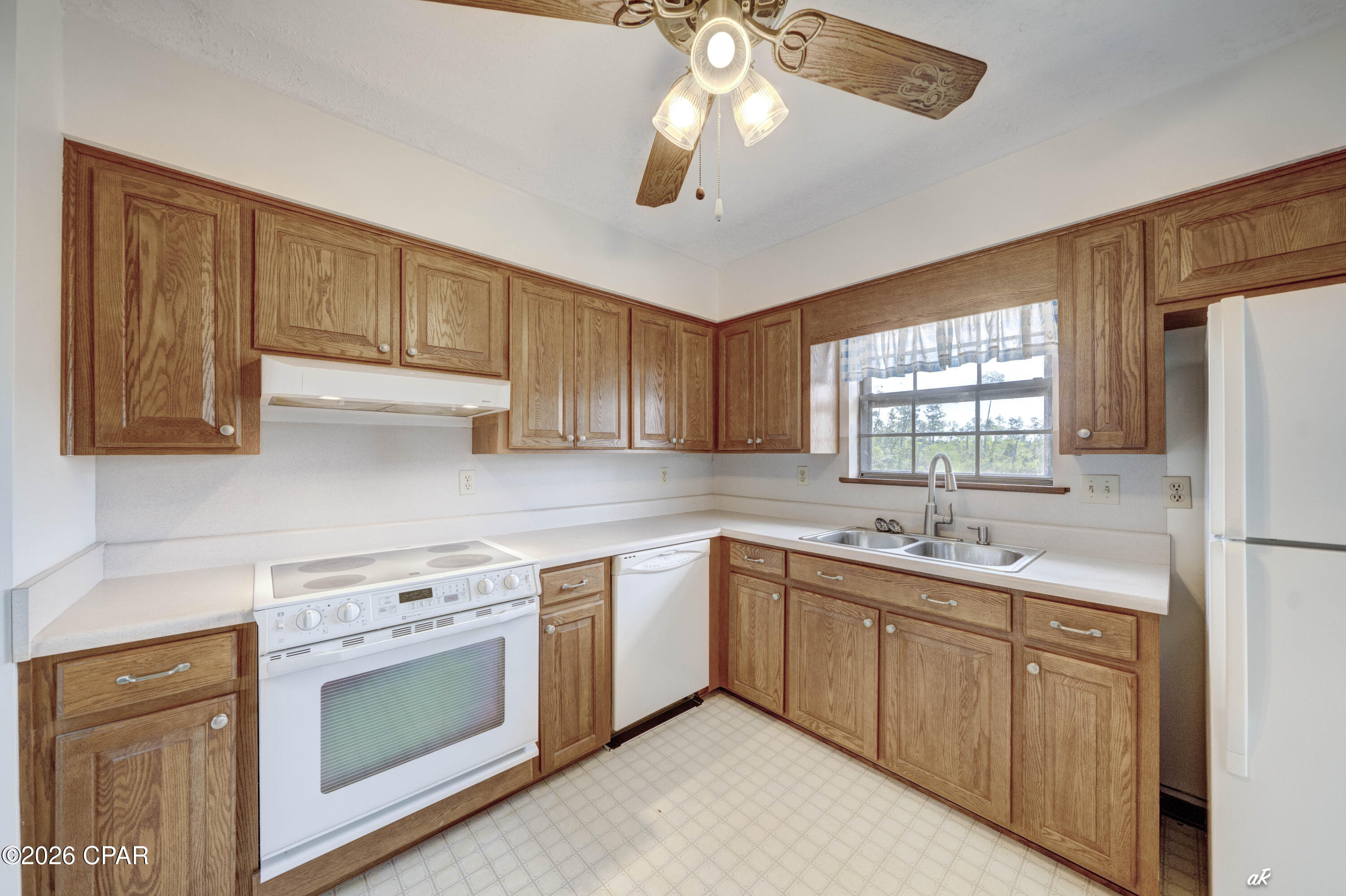 Image 21 For 10408 Highway 2301