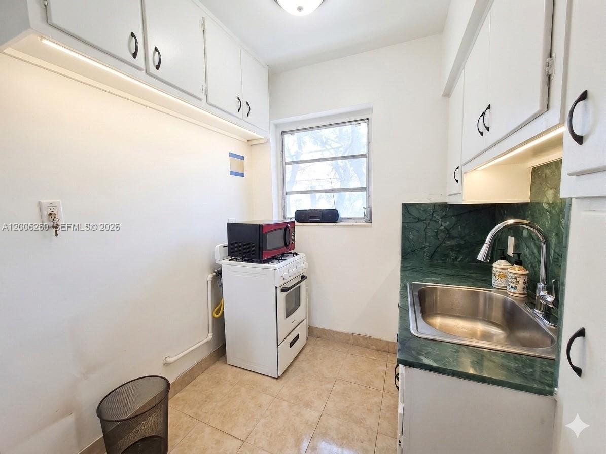 Homes for sale in Miami Beach, FL | 4740 Pine Tree Dr #20, Miami Beach, FL 33140 | MLS# A12006260