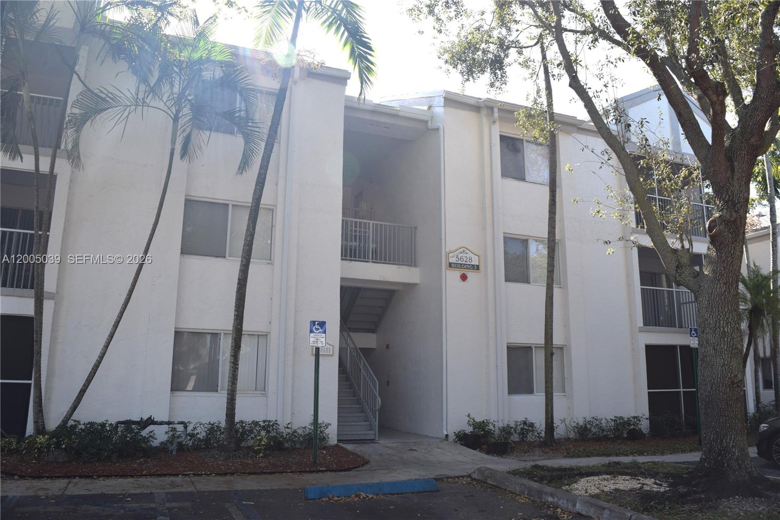 Property photo # 0
