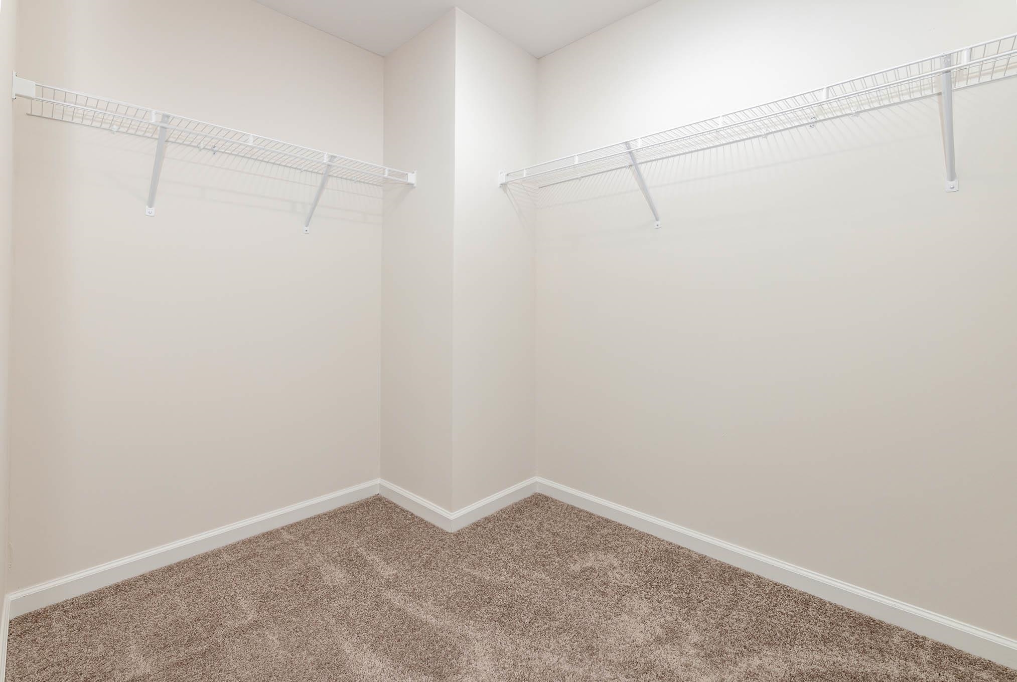 2610496 | Photo 20