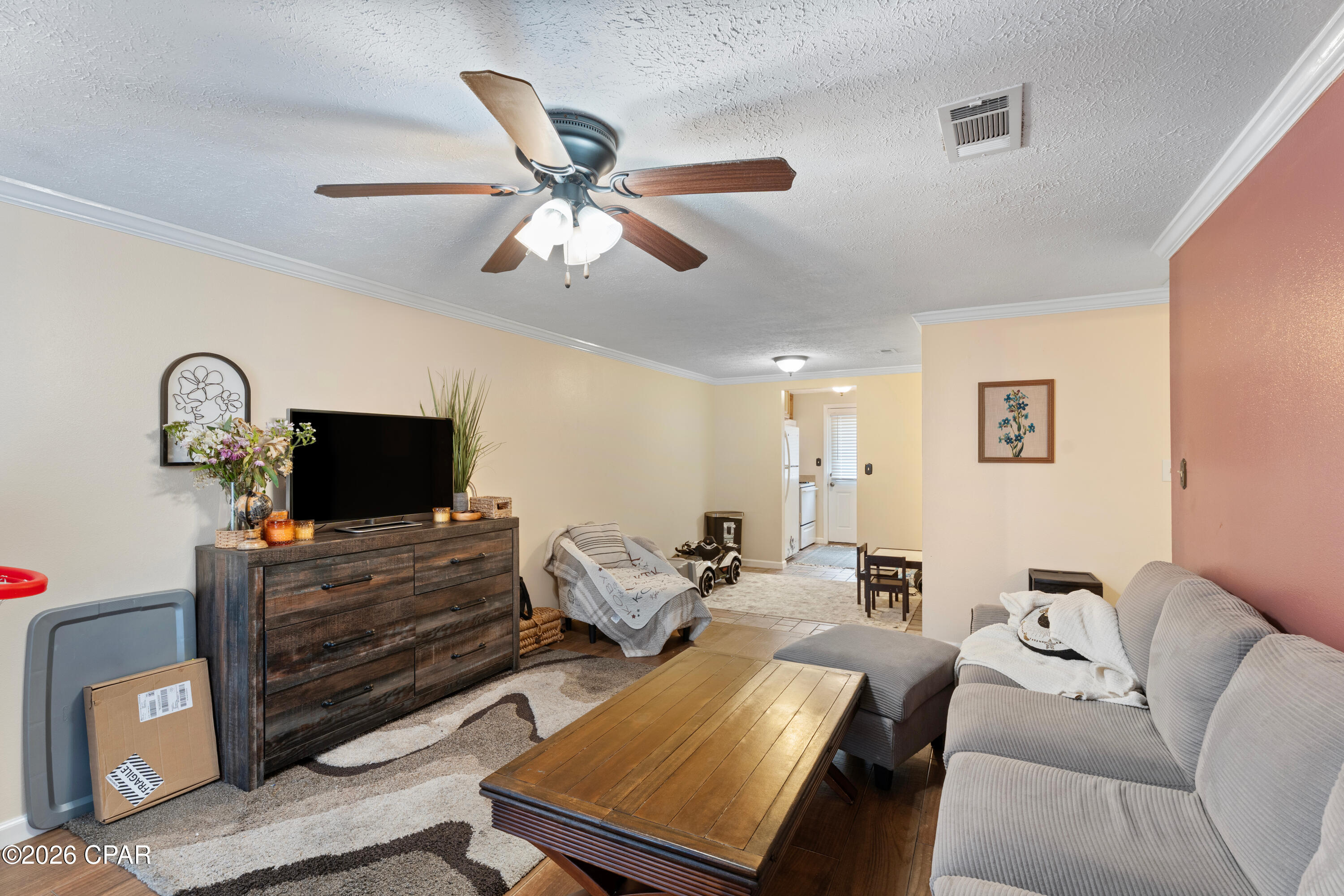 Image 3 For 3039 Headland Avenue