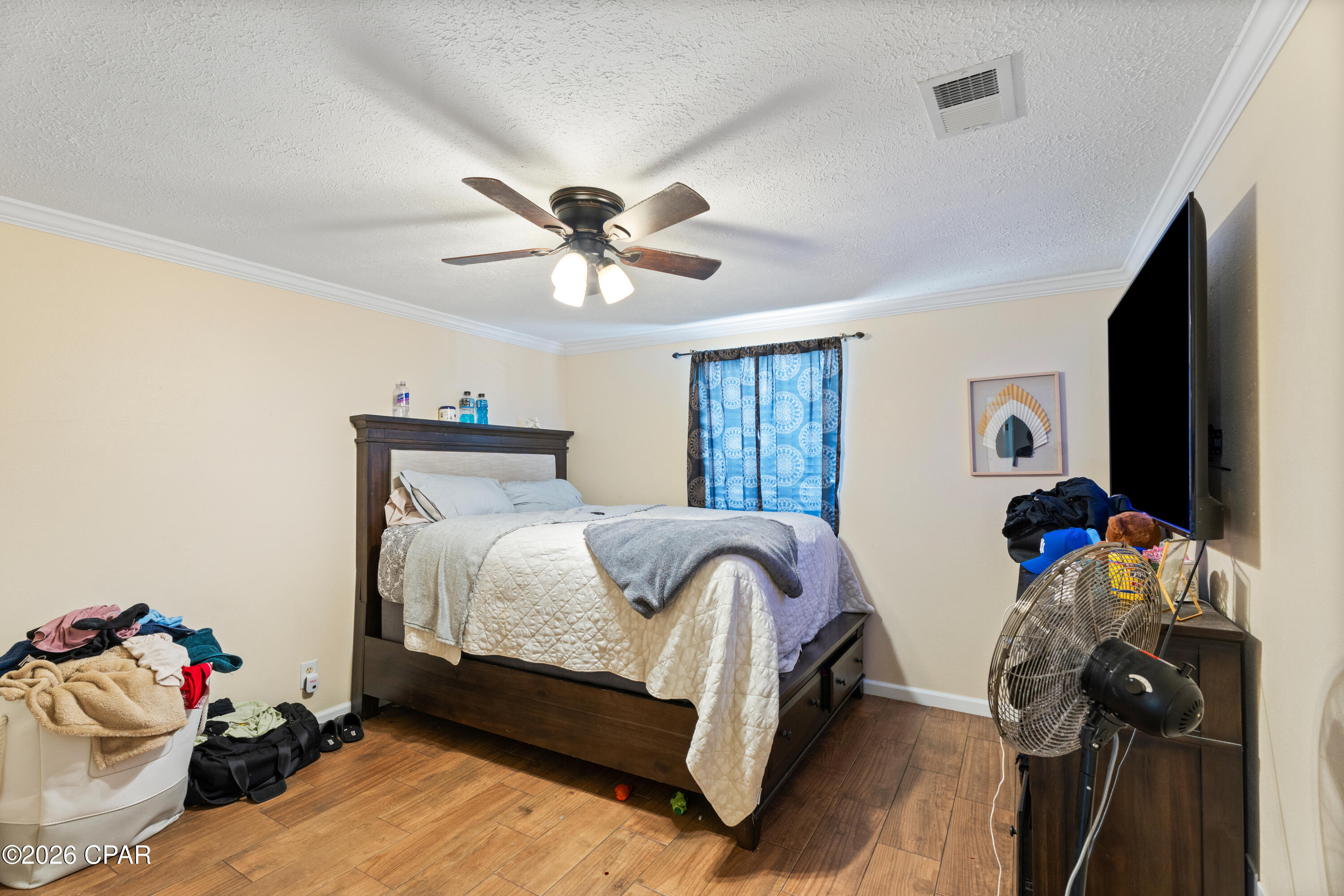 Image 6 For 3039 Headland Avenue