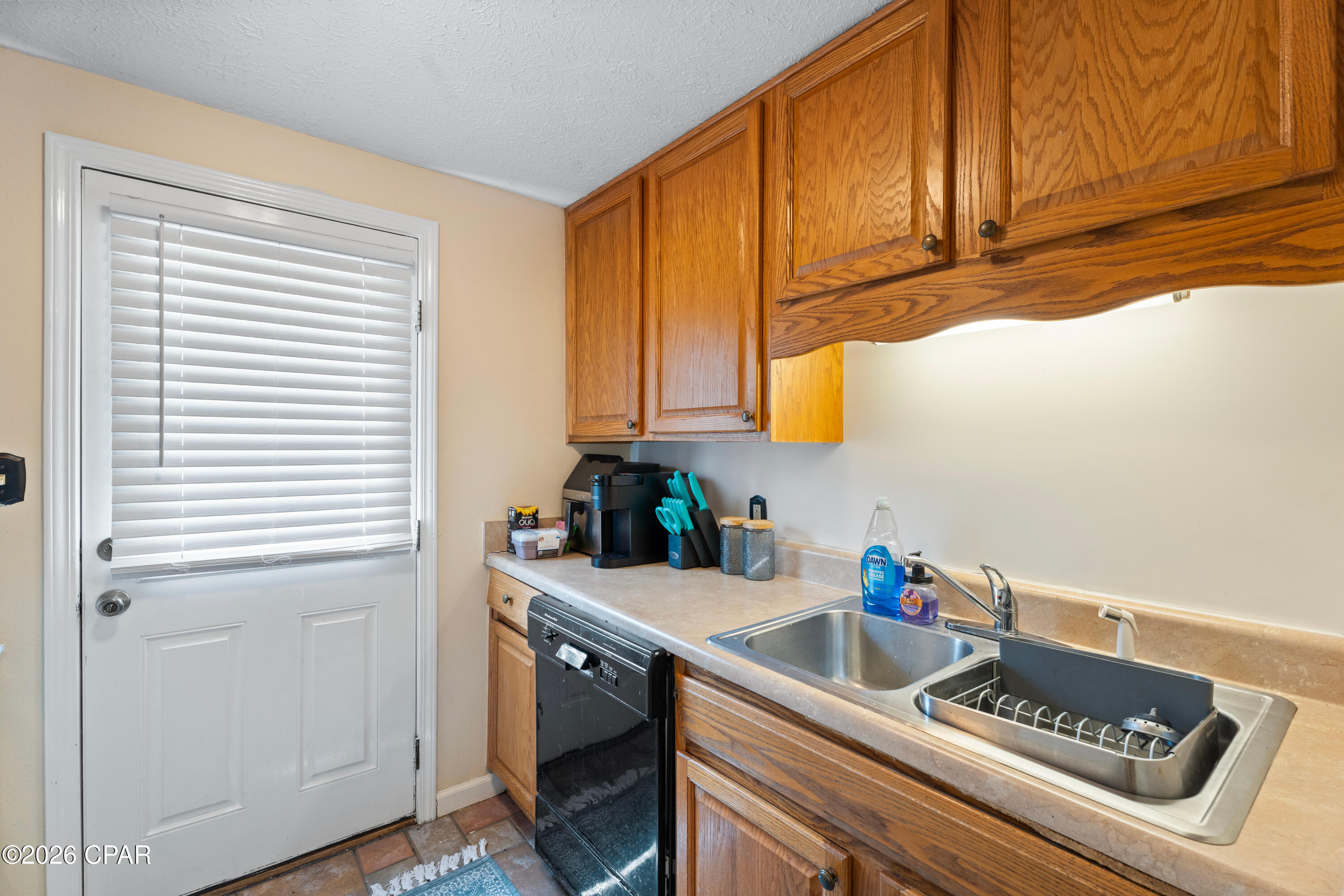 Image 9 For 3039 Headland Avenue