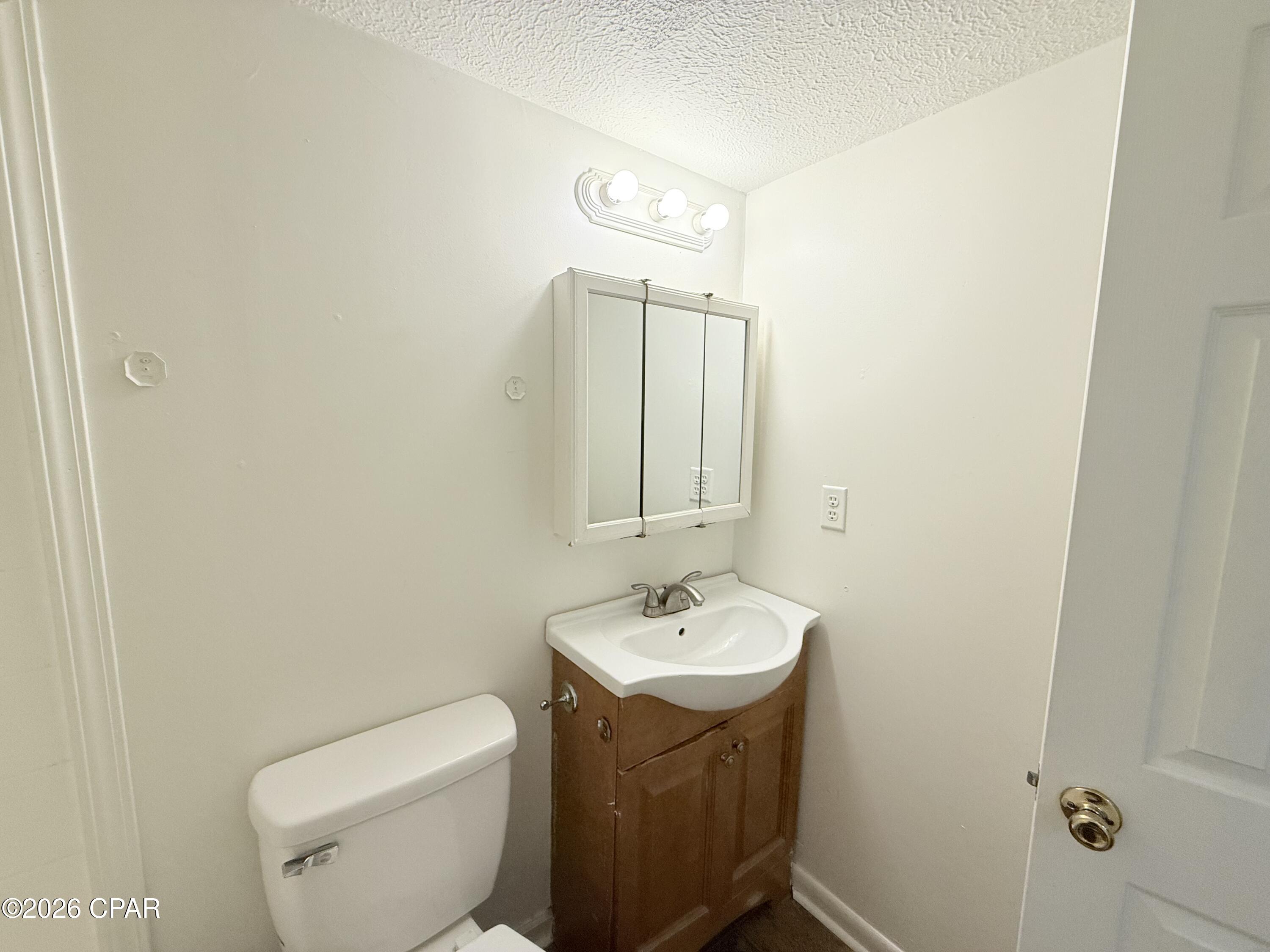 Image 10 For 237 Helen Avenue A