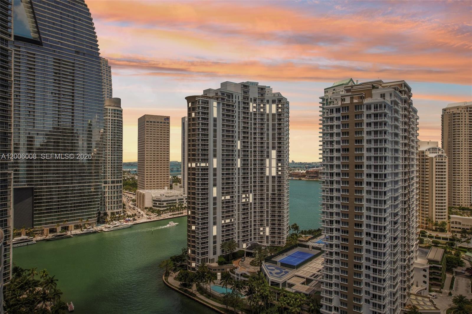 Carbonell Condo