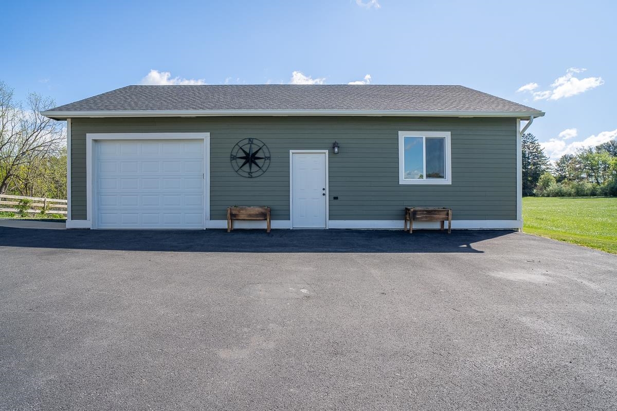 99 Mt Ida Ln