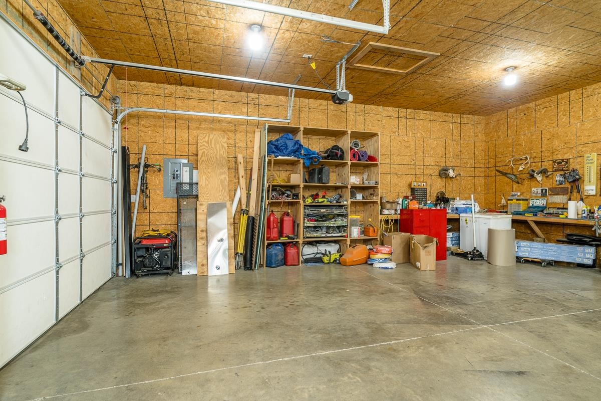 99 Mt Ida Ln