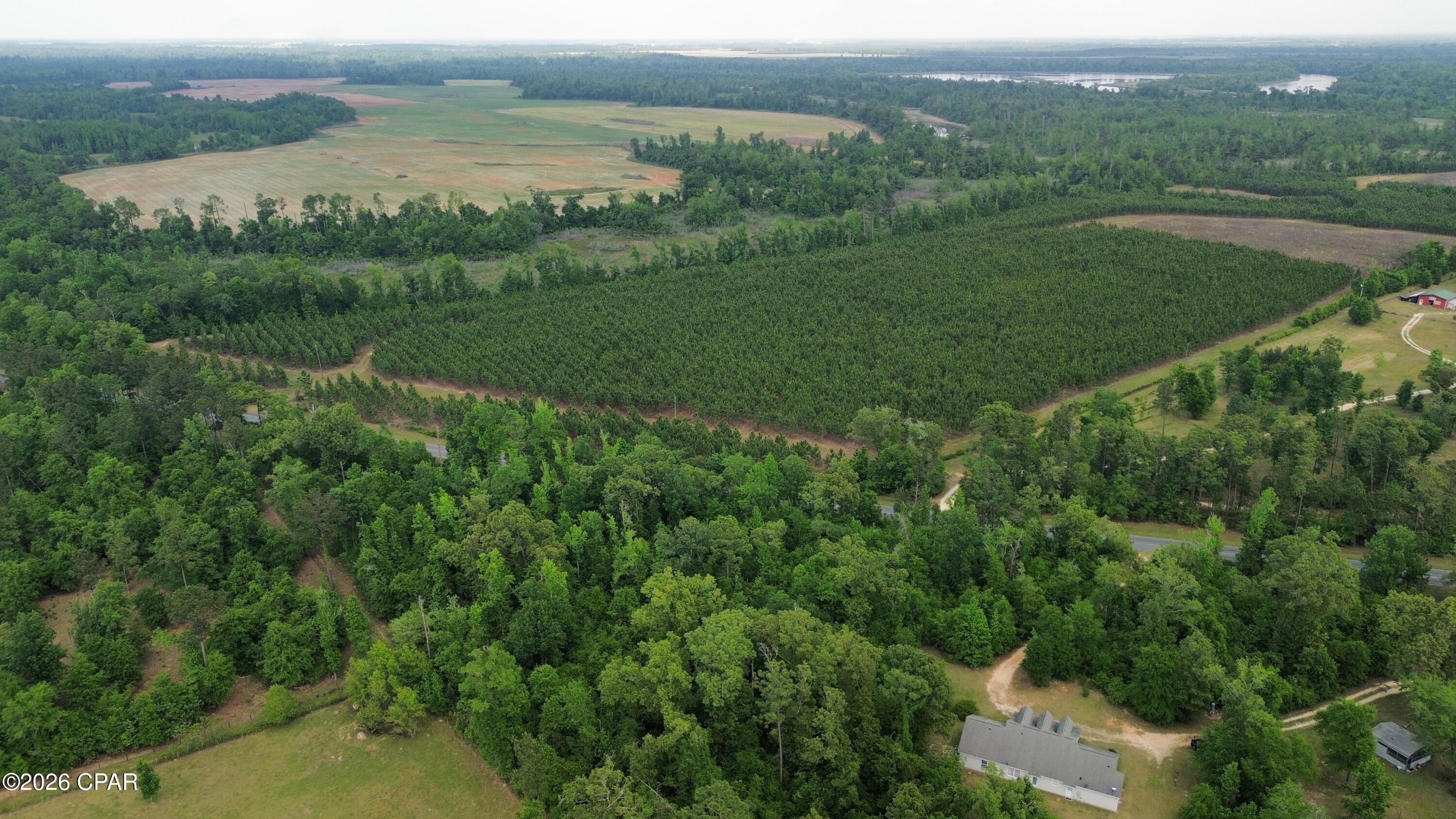 Listing photo id 65 for 3651 River Road