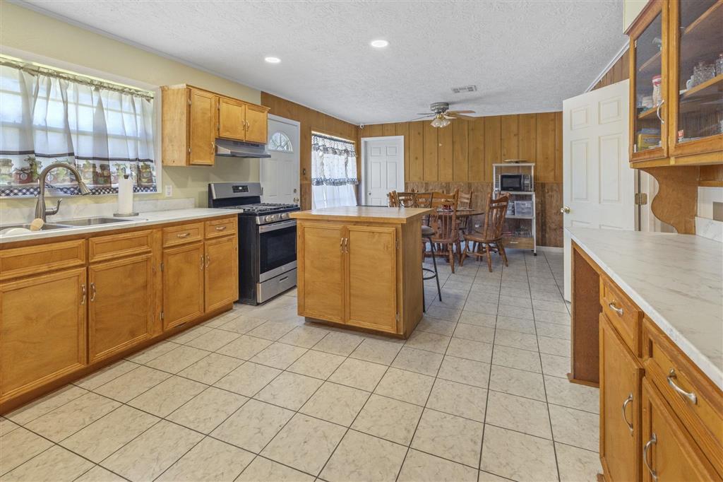 2917 Donatiel Street — photo 4